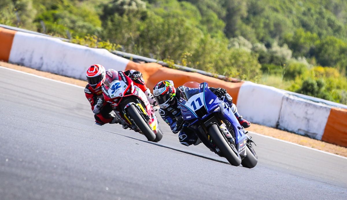 Unai Orradre vio interrumpida su racha en el ESBK Supersport al ser batido por Marcos Ludeña