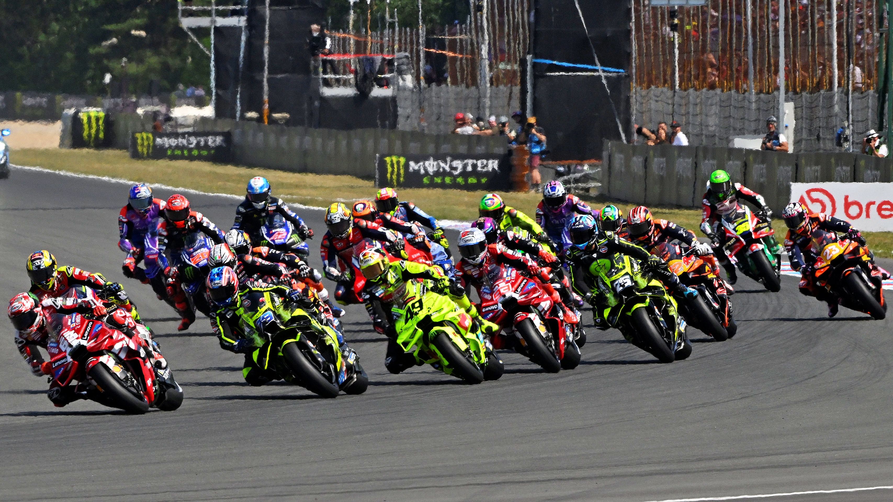 Los 11 equipos de MotoGP han firmado un acuerdo por cinco temporadas que les vincula al campeonato hasta 2031