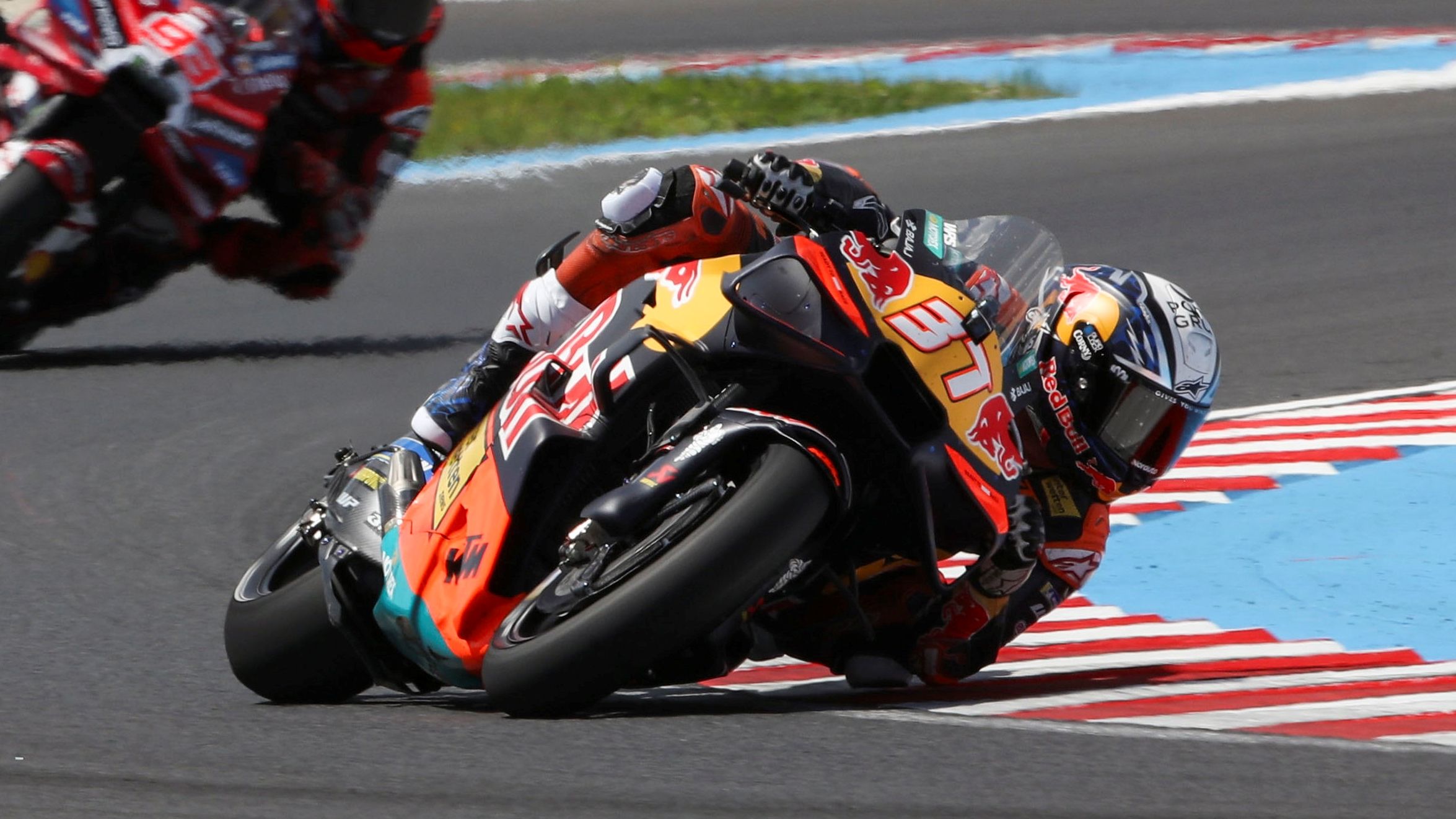 Pedro Acosta ficha por Ducati hasta MotoGP 2028