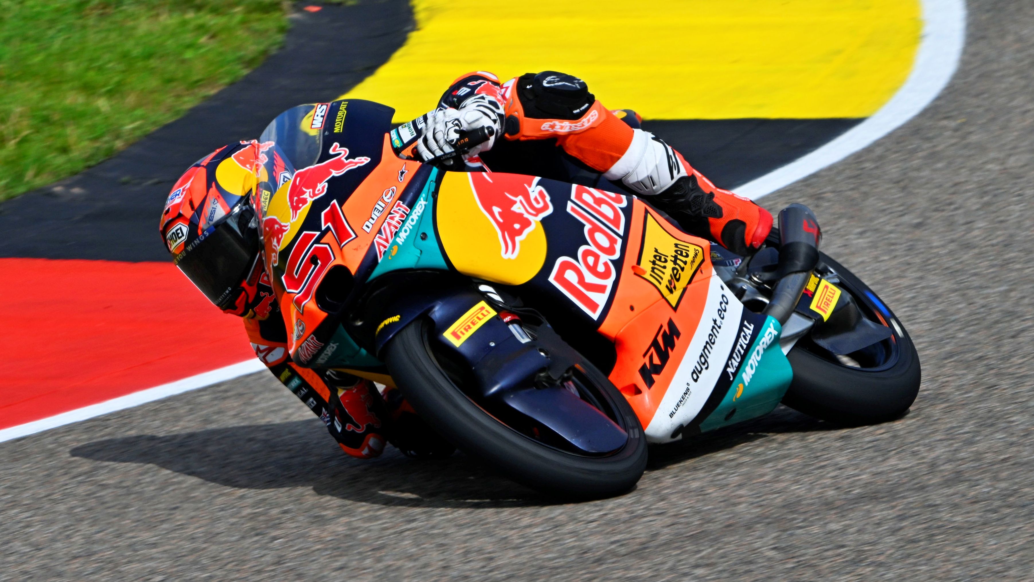 Brian Uriarte ha logrado en Sachsenring su primera pole en el Mundial de Moto3