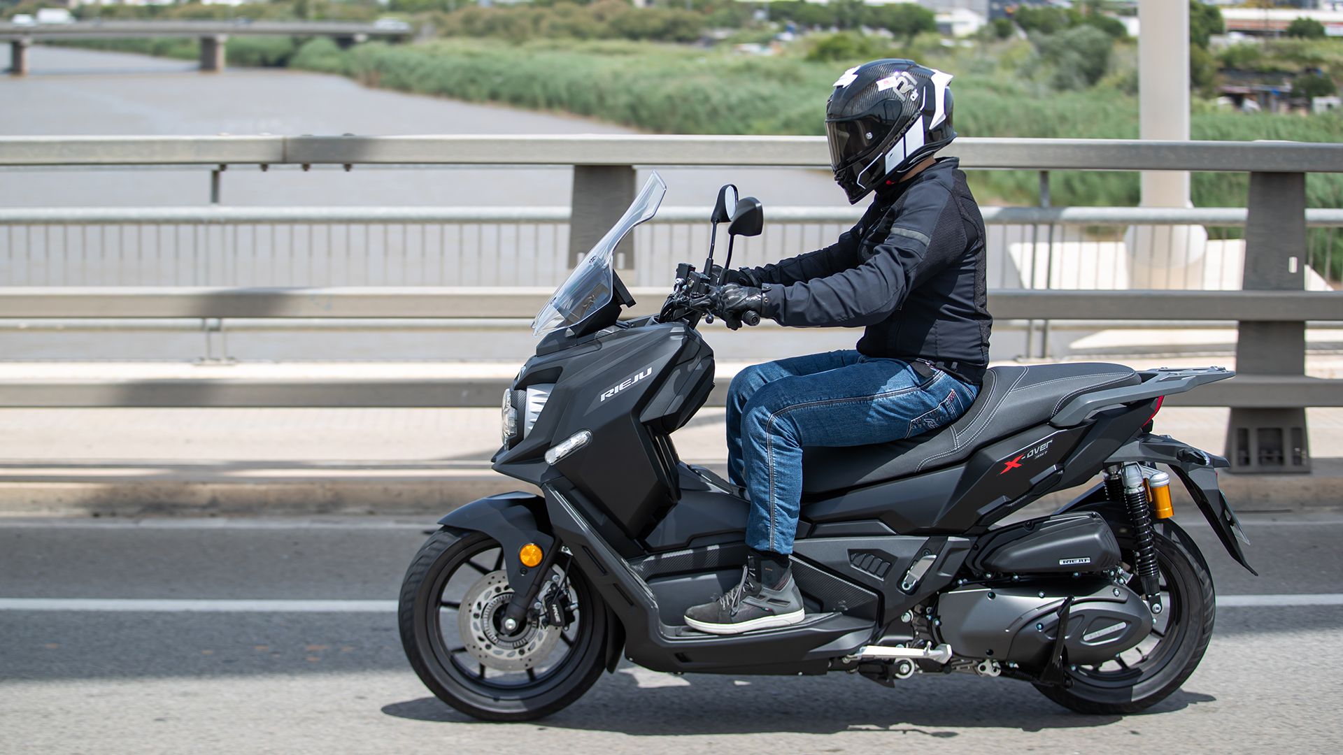 RIEJU X OVER 2026 Accion (32)
