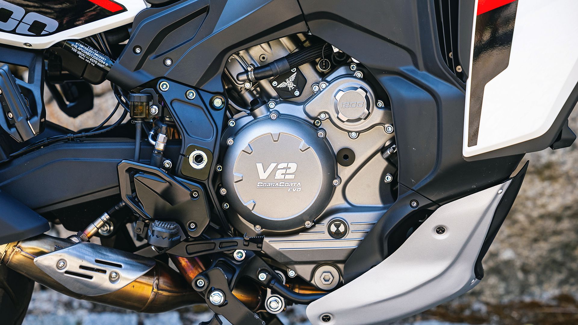 Moto Morini X Cape 1200 Detalles (2)