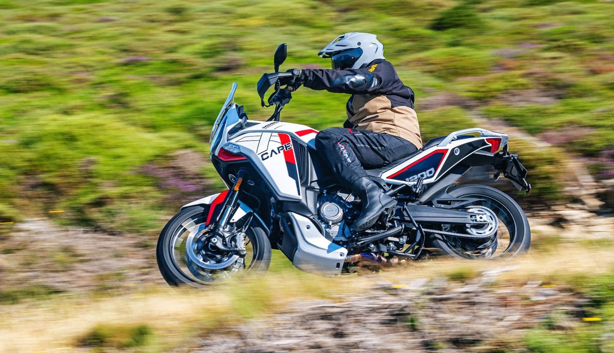 Moto Morini X Cape 1200 2026 Accion (21)