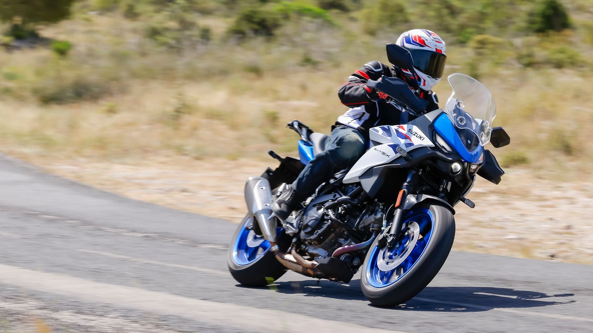 Suzuki SV7 GX 2026 Accion (45)