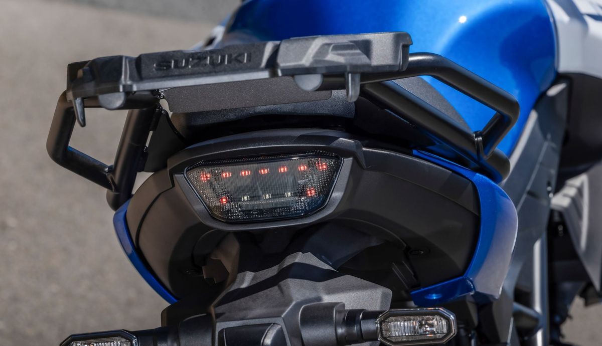 Suzuki SV7 GX 2026 Detalles (41)