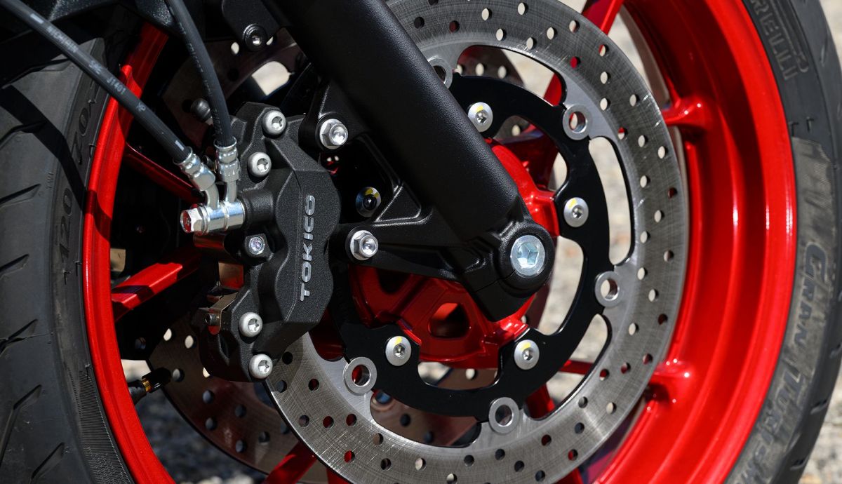 Suzuki SV7 GX 2026 Detalles (30)