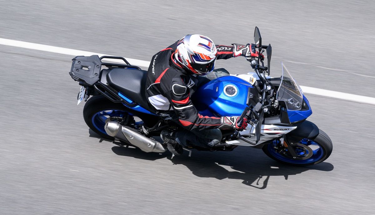 Suzuki SV7 GX 2026 Accion (35)