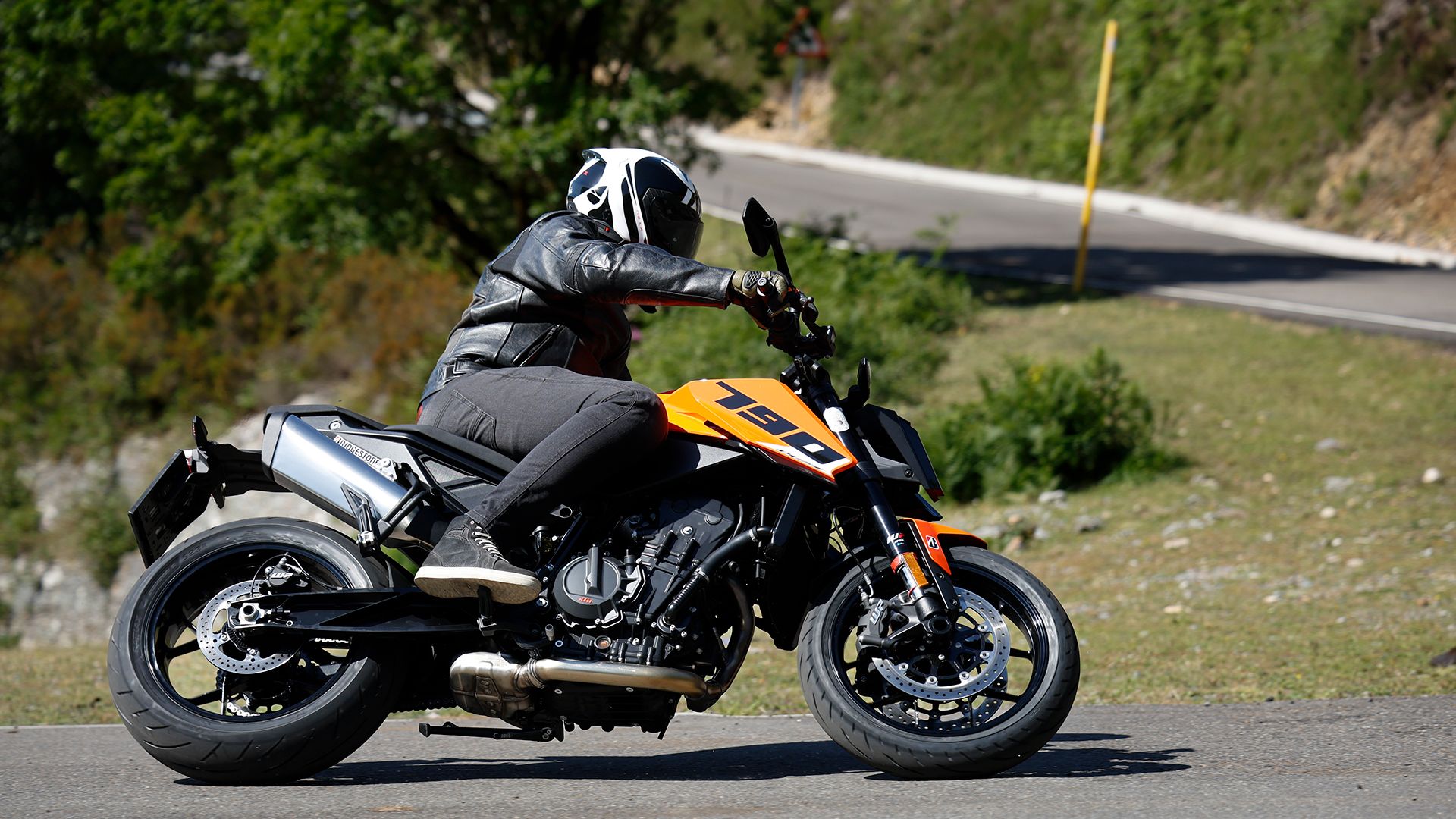 KTM 790 Duke 2026 Accion (6)