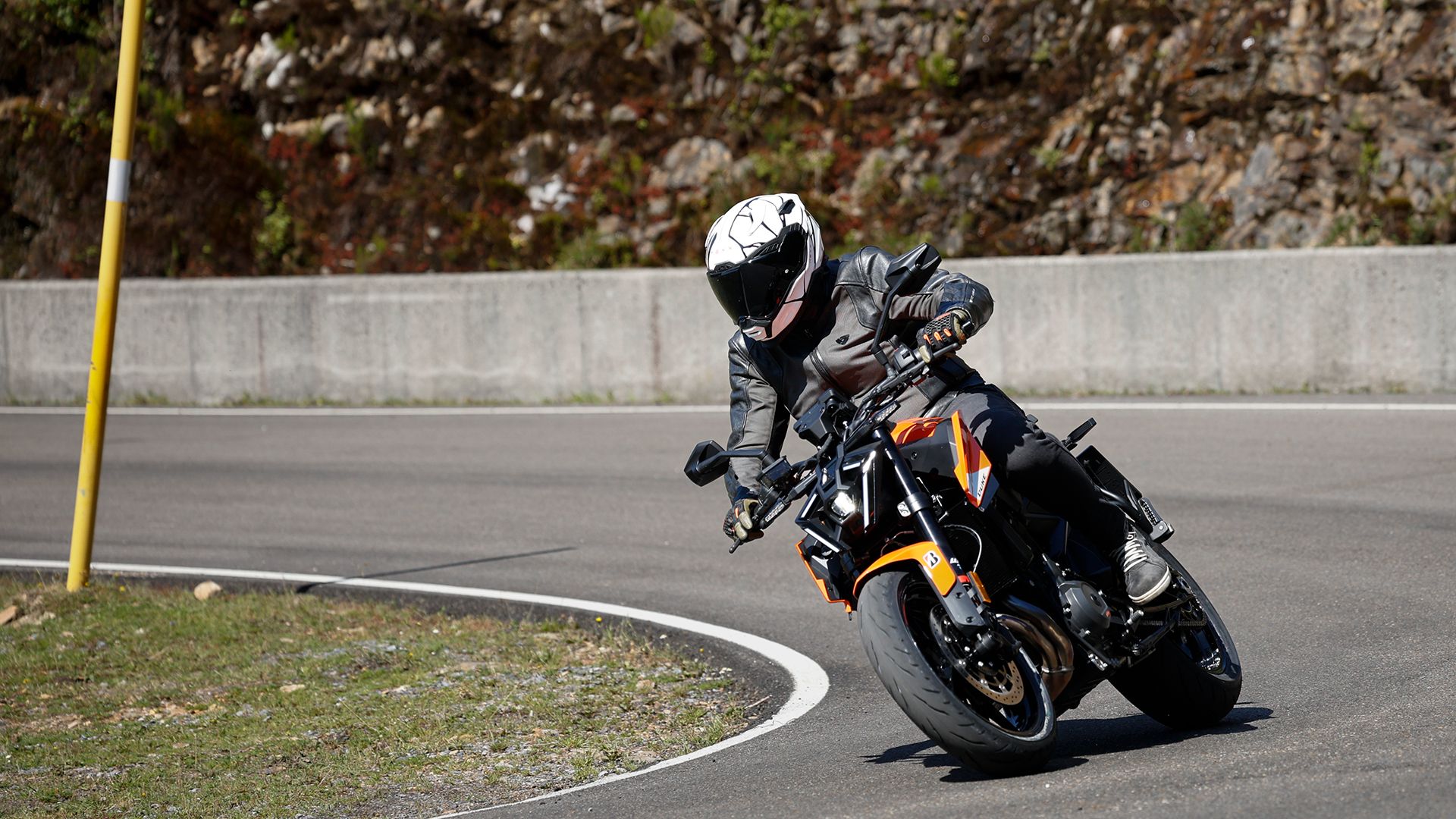KTM 790 Duke 2026 Accion (10)