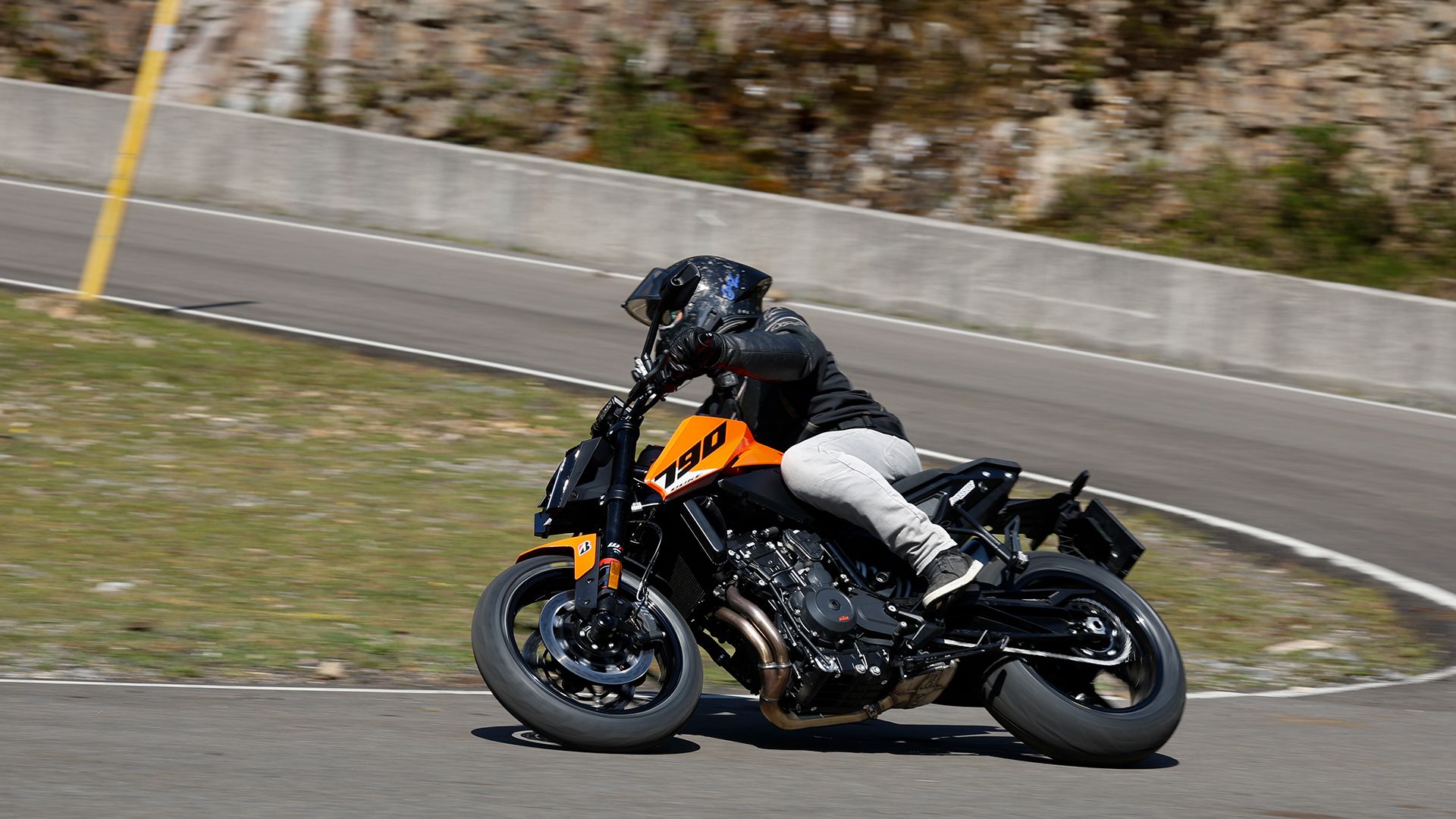 KTM 790 Duke 2026 Accion (19)