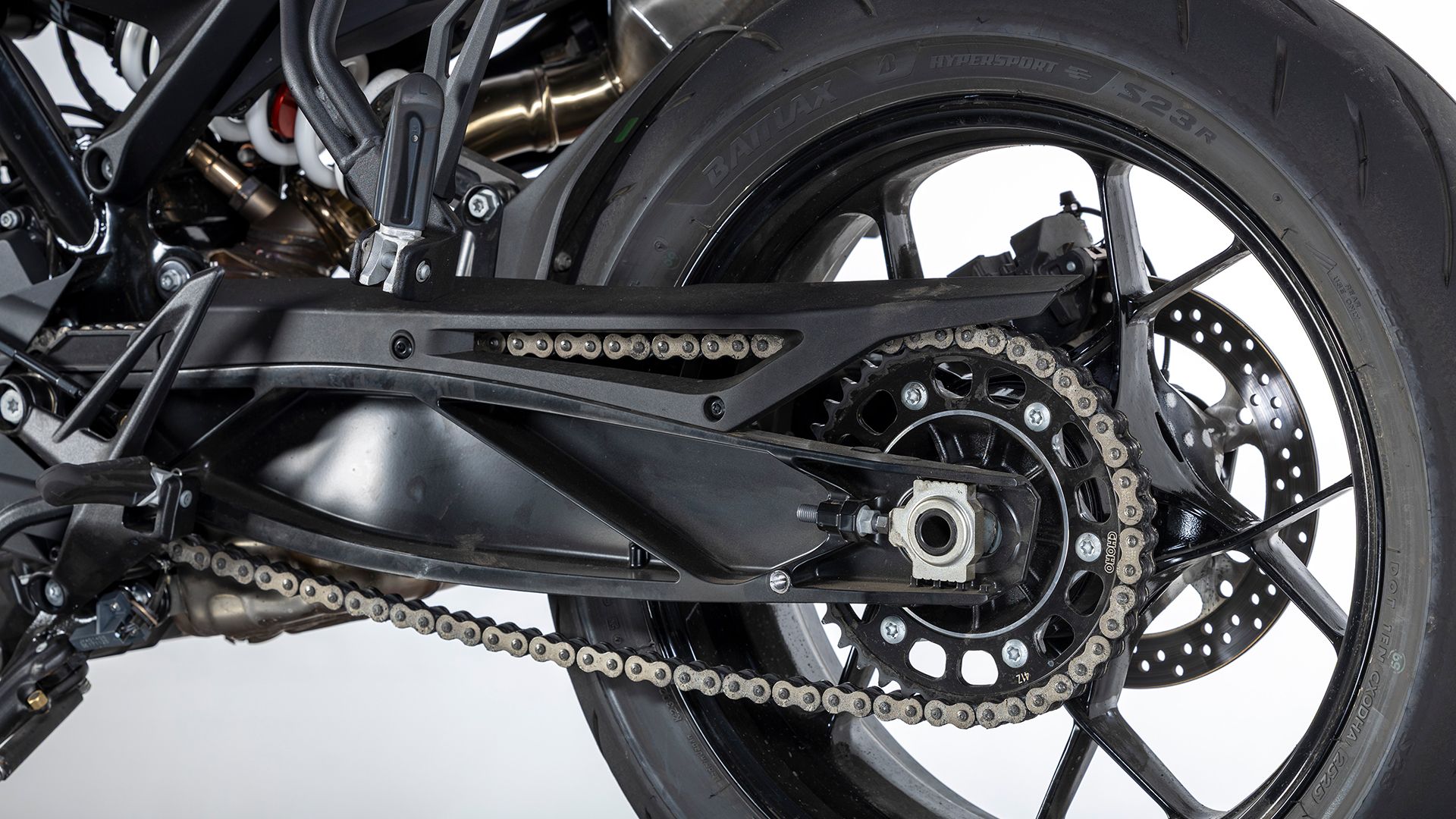 KTM 790 Duke 2026 Detalles (13)
