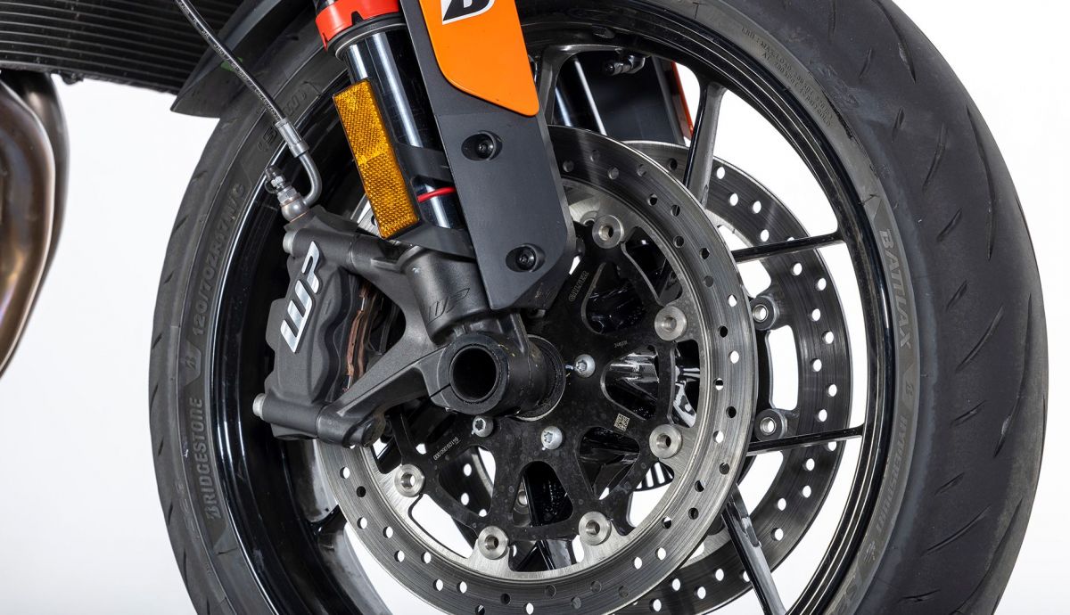 KTM 790 Duke 2026 Detalles (9)