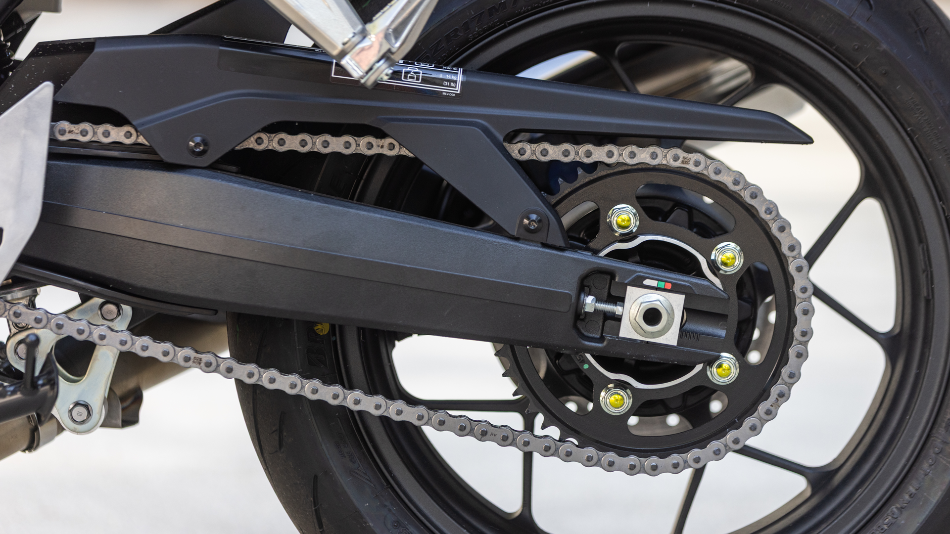Honda CB1000F 2026 Detalles (2)