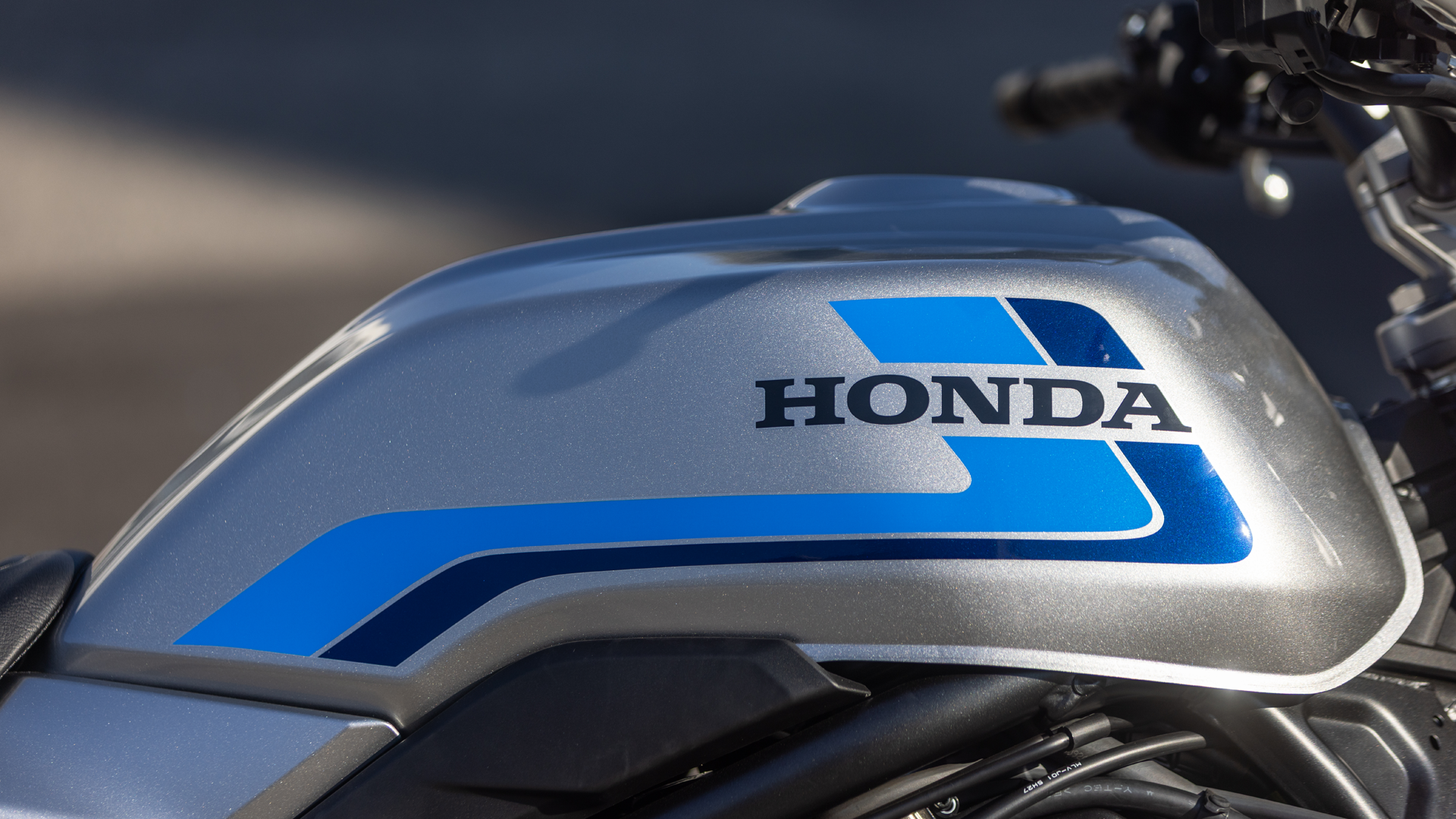 Honda CB1000F 2026 Detalles (8)