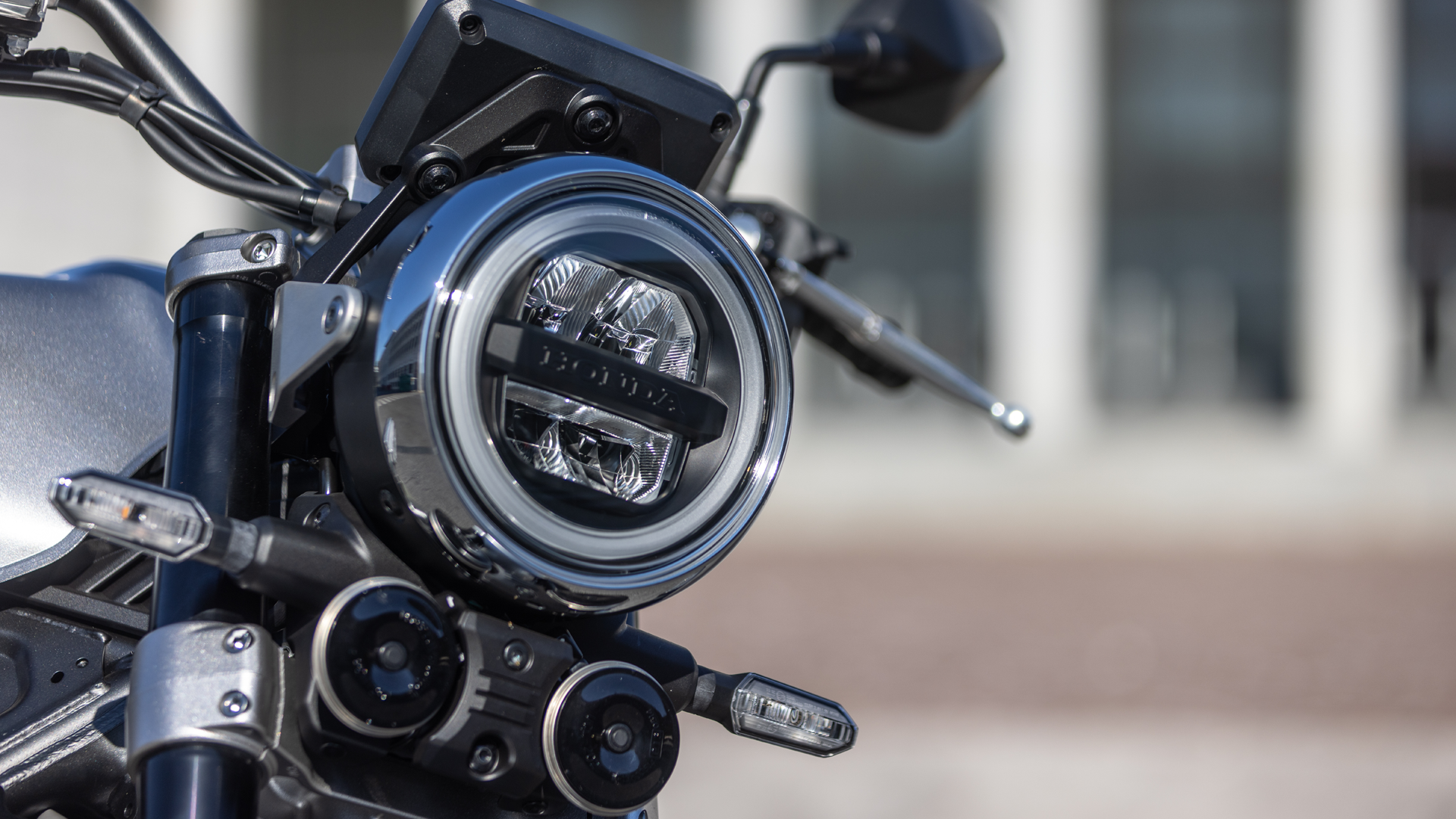 Honda CB1000F 2026 Detalles (9)