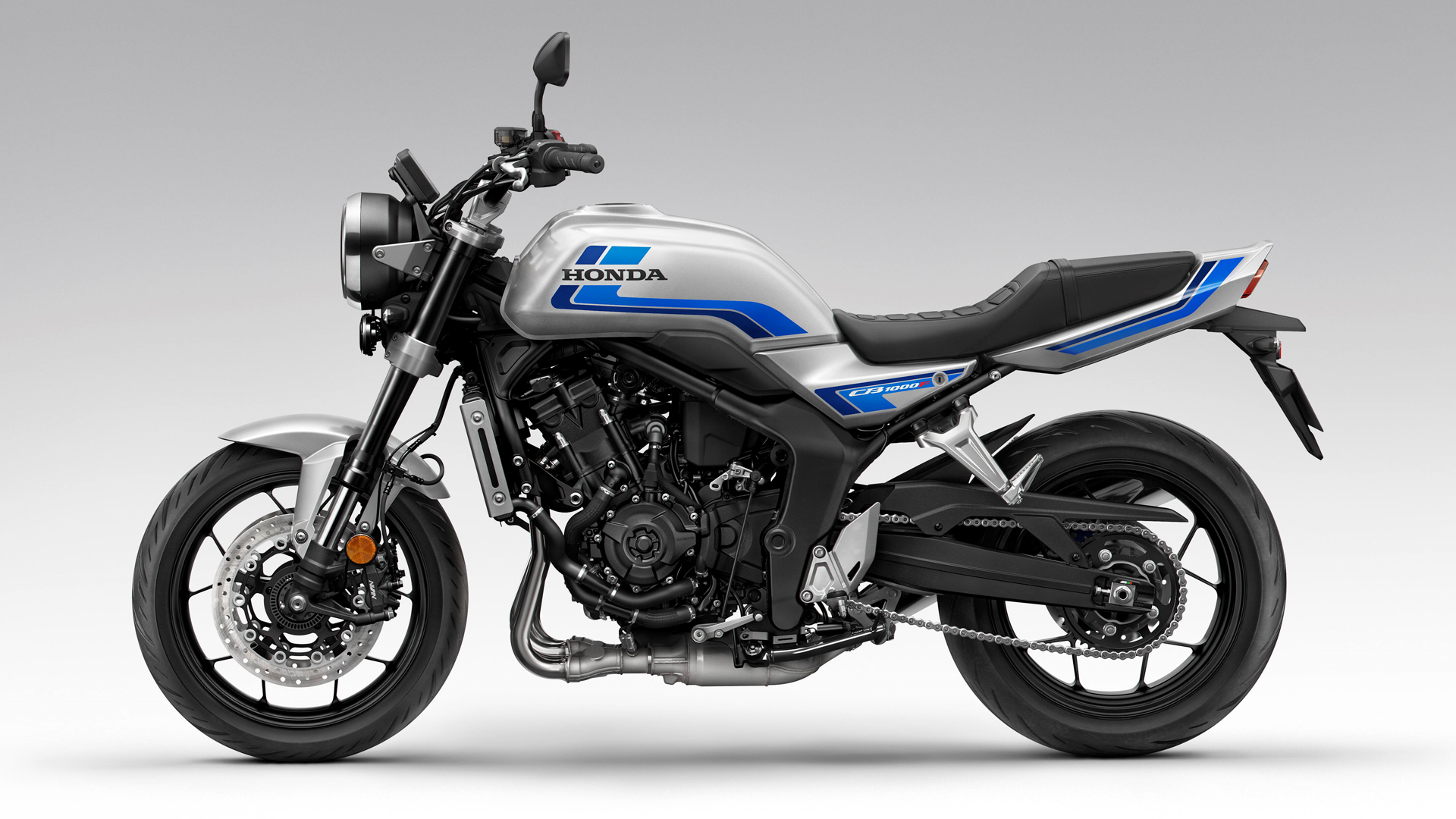 Honda CB1000F 2026 Estudio (3)