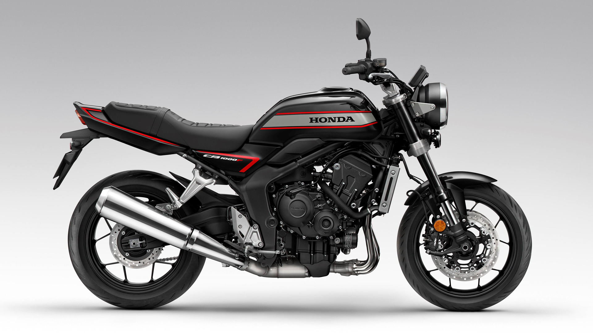 Honda CB1000F 2026 Estudio (8)