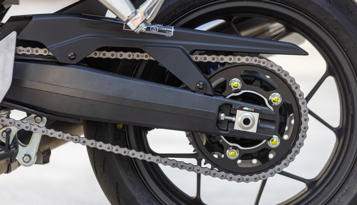 Honda CB1000F 2026 Detalles (2)