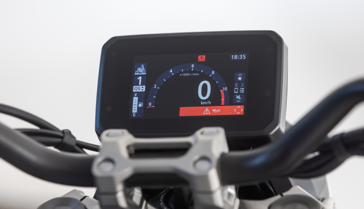 Honda CB1000F 2026 Detalles (5)