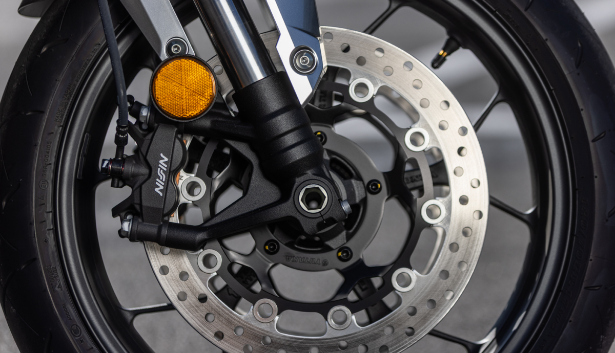 Honda CB1000F 2026 Detalles (13)