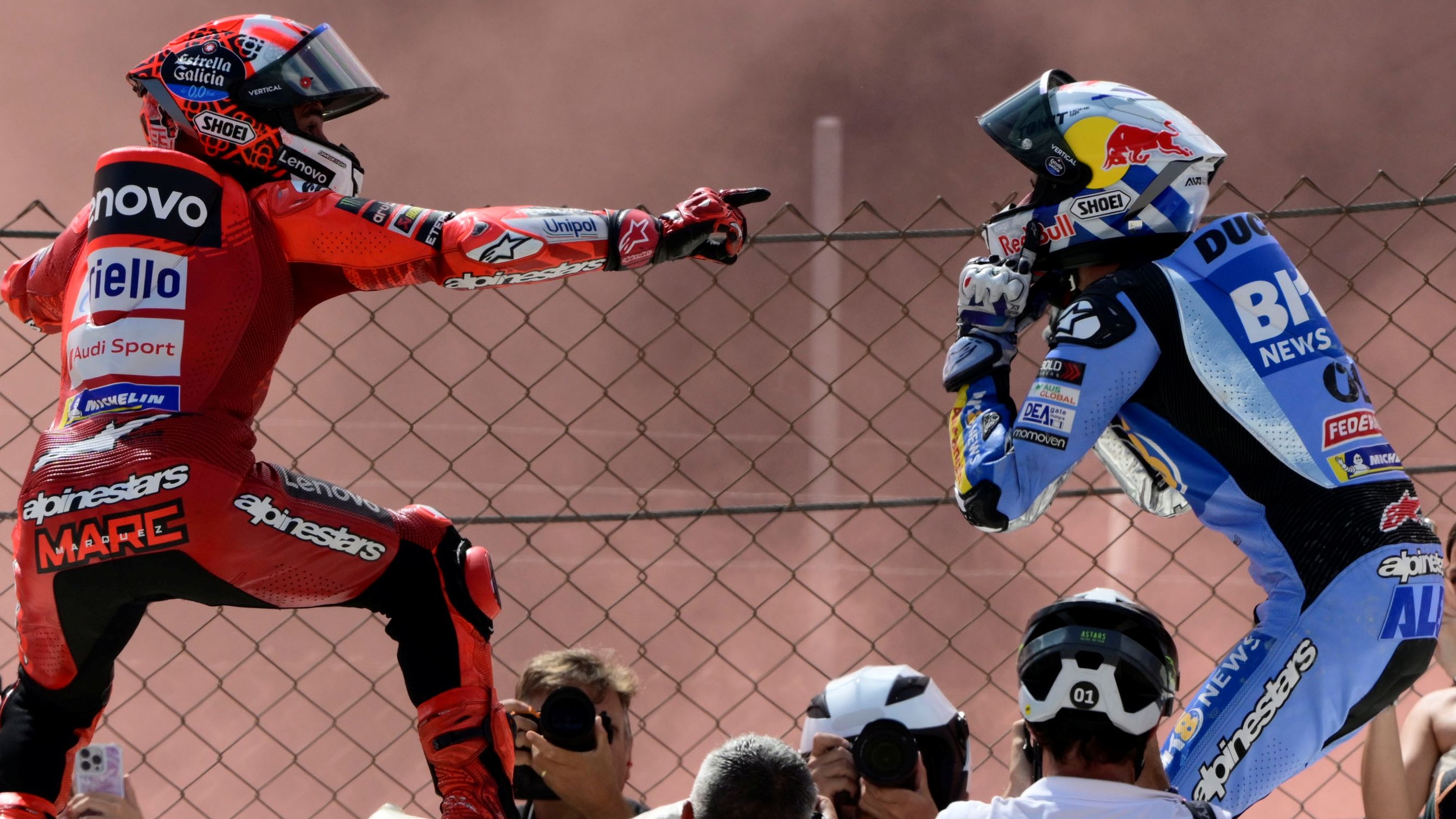 Marc Márquez y Álex Márquez, dos de los Nietos de Ángel, firmaron un 2025 inolvidable