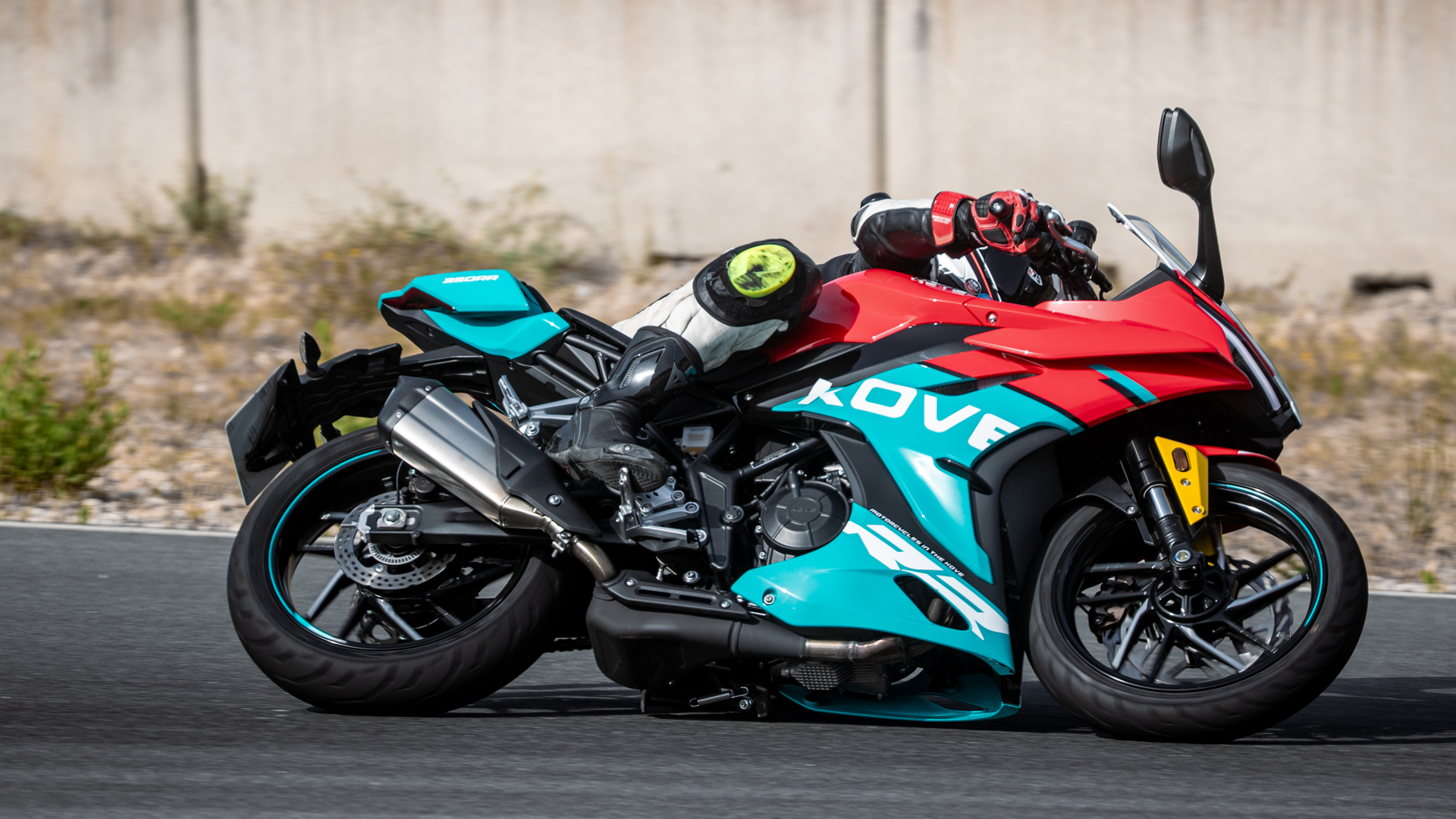 Kove 350RR 2026 Accion (13)