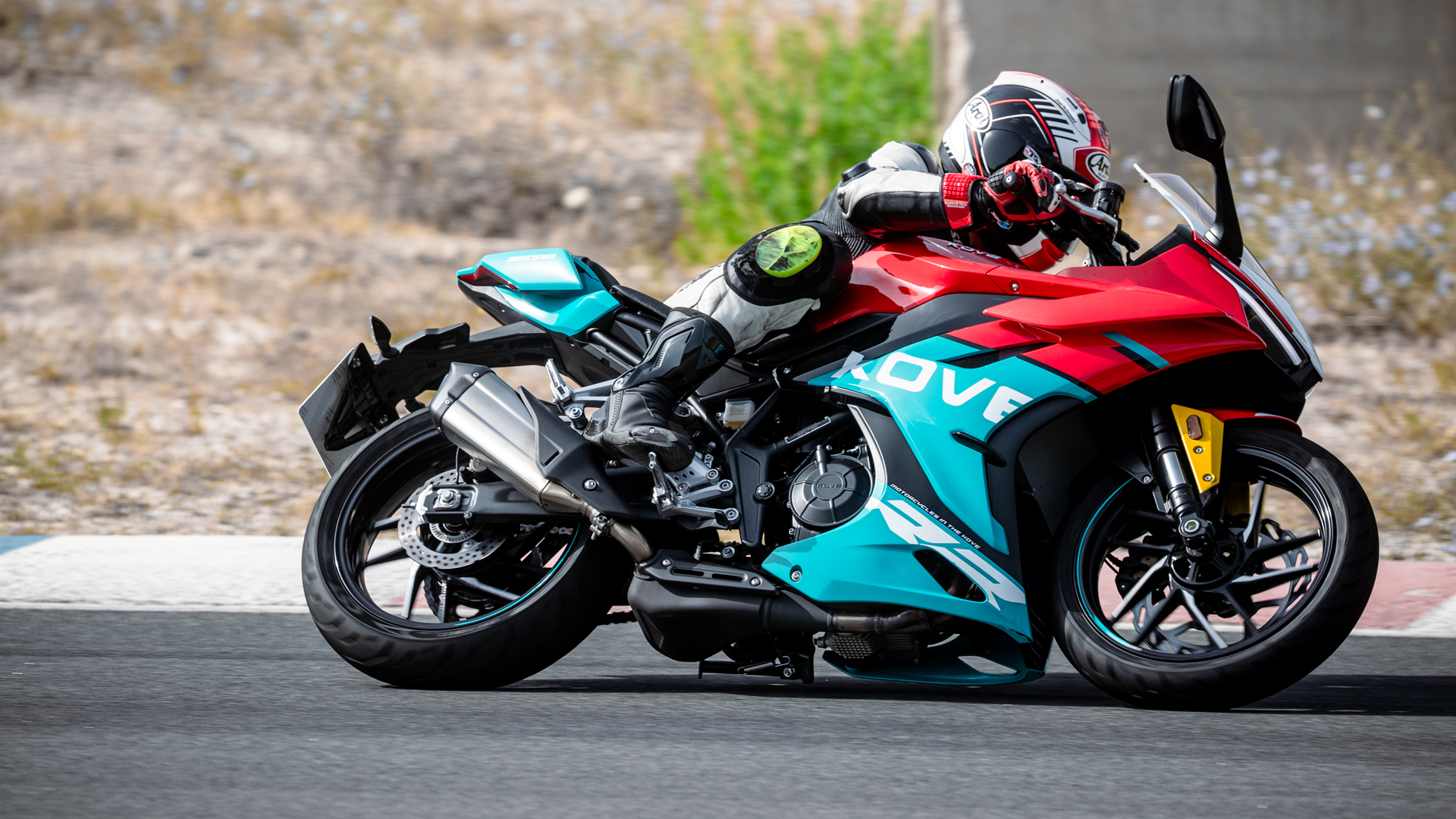 Kove 350RR 2026 Accion (19)