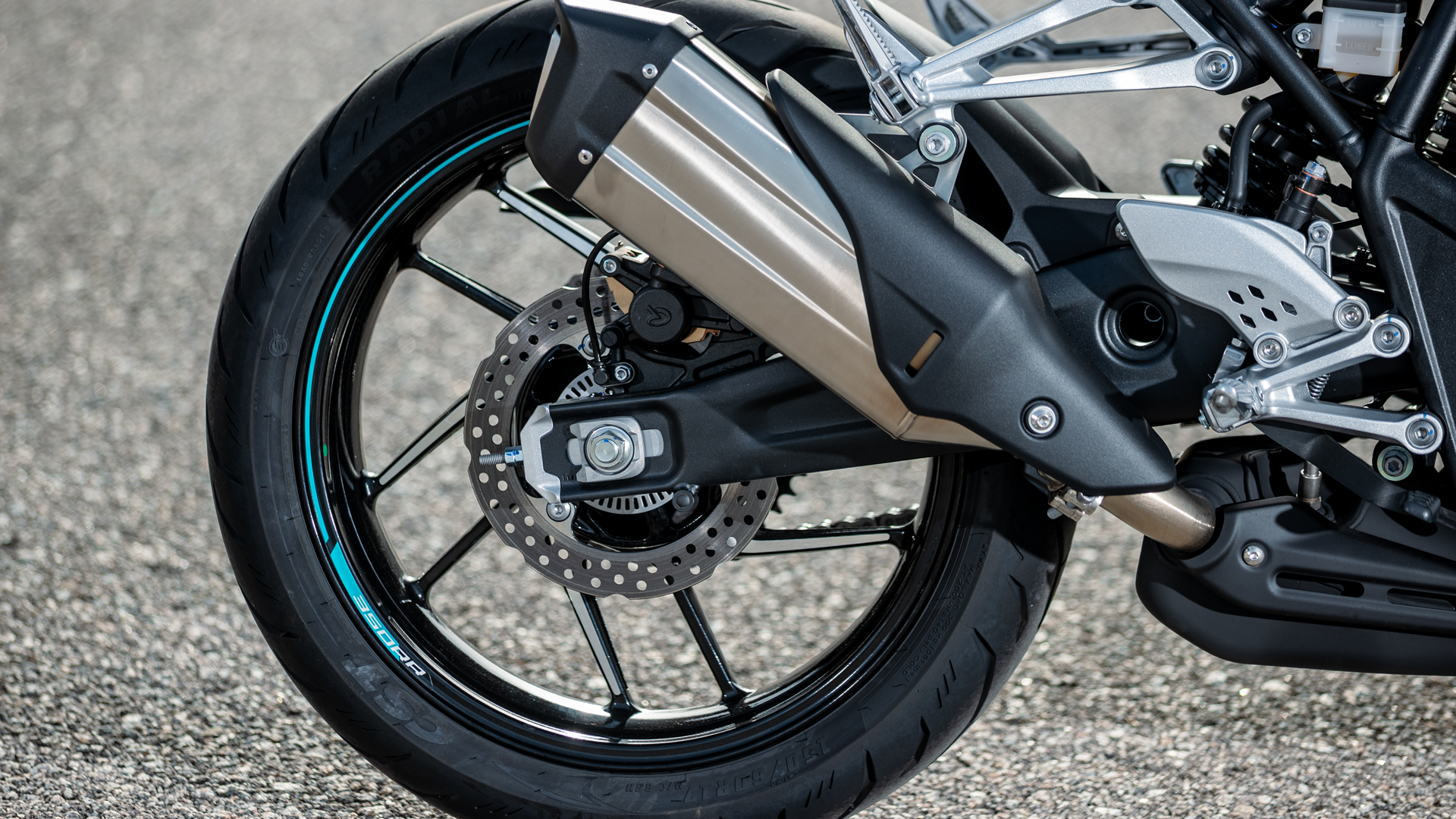 Kove 350RR 2026 Detalles (3)