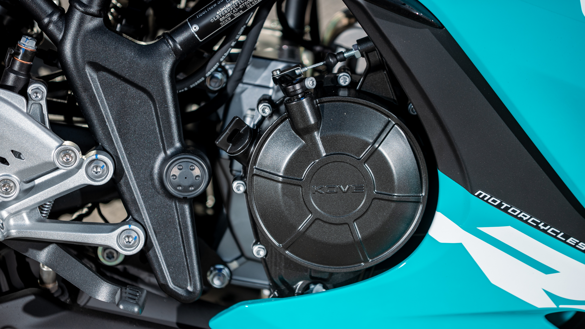Kove 350RR 2026 Detalles (5)