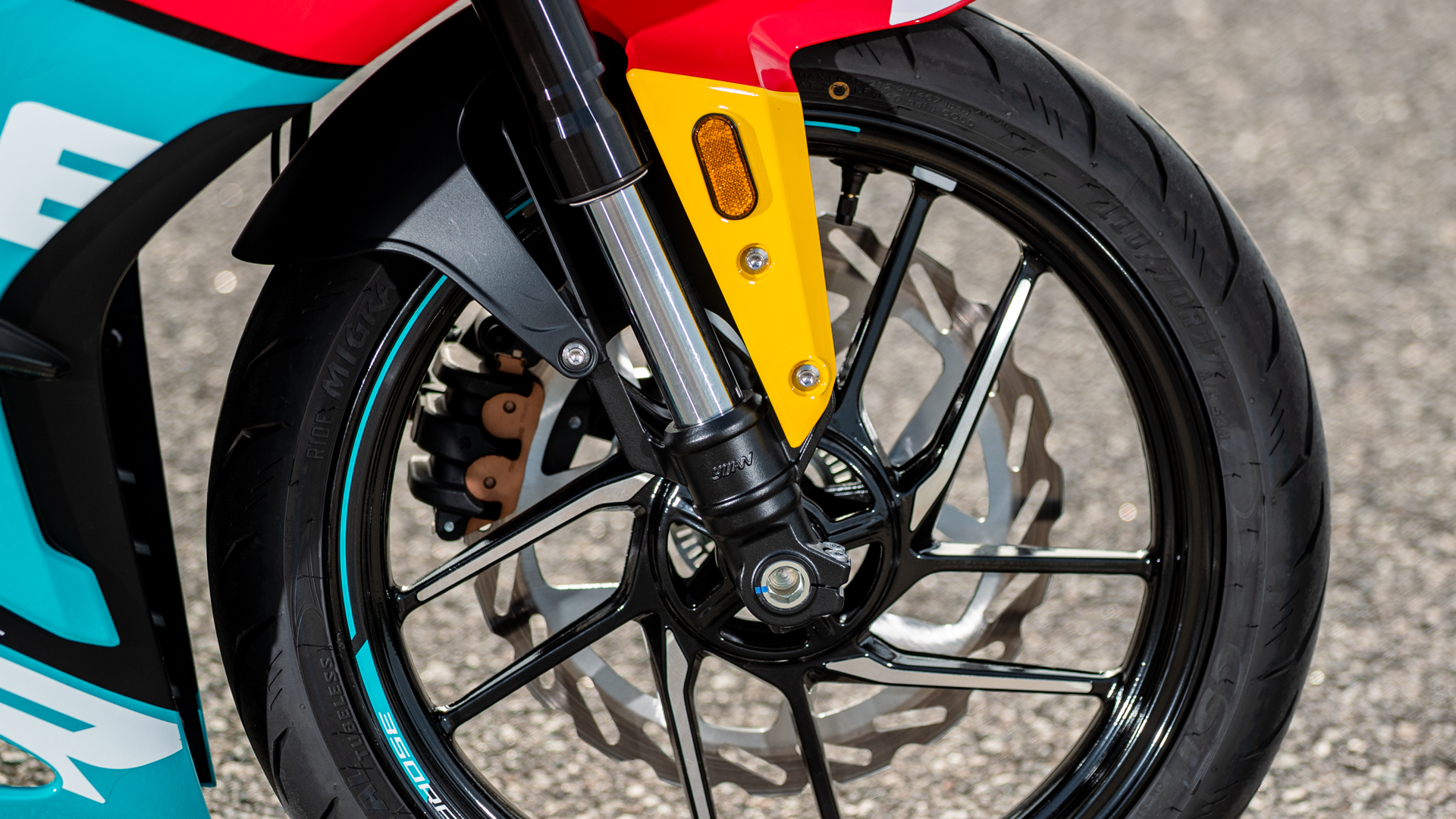 Kove 350RR 2026 Detalles (7)