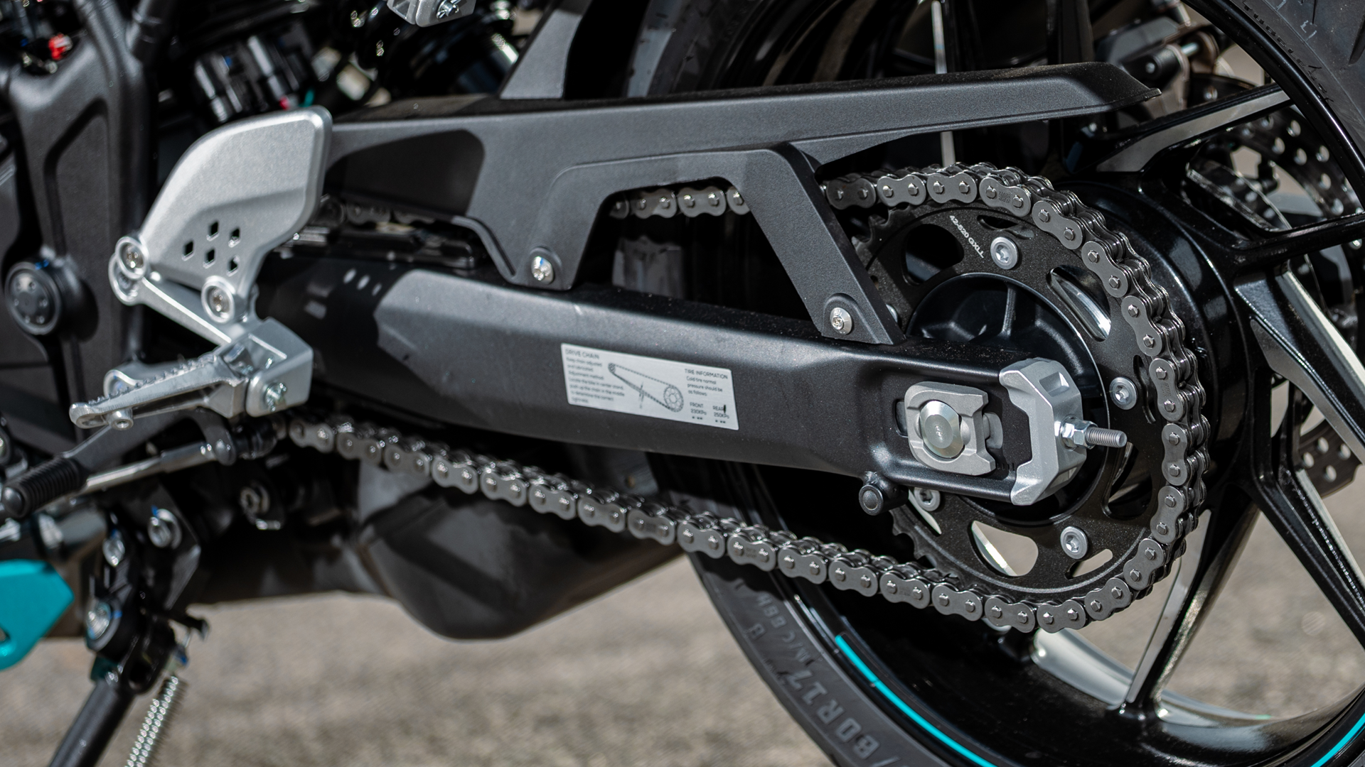 Kove 350RR 2026 Detalles (17)