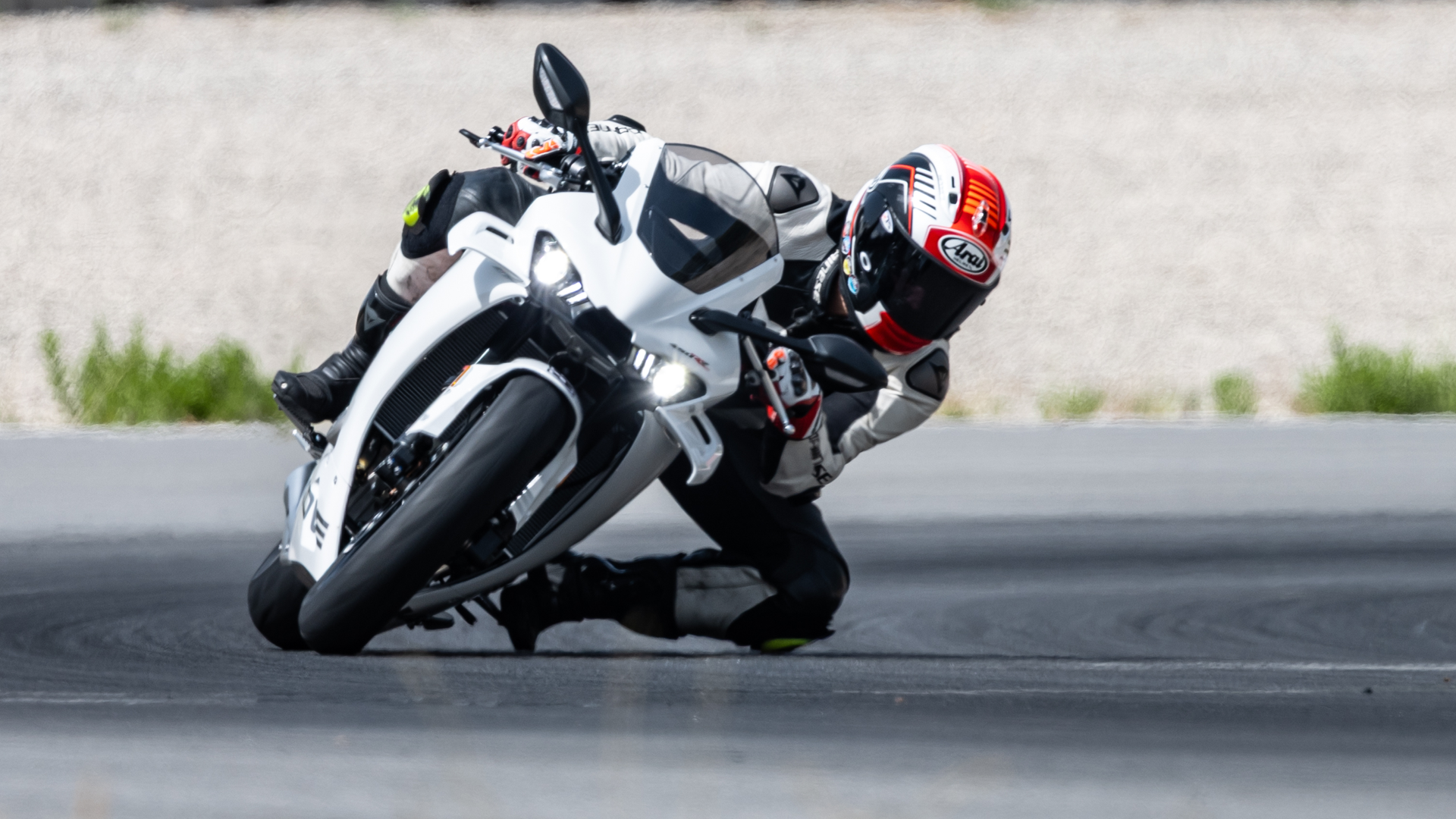 Kove 450RR 2026 Accion (1)