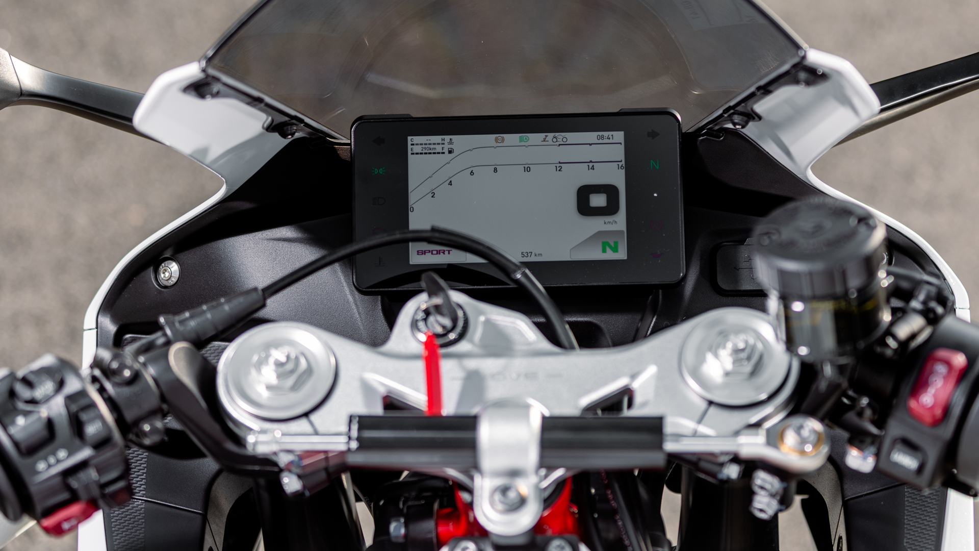 Kove 450RR 2026 Detalles (11)