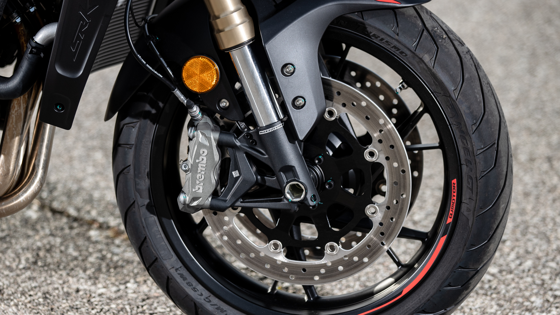 QJMotor SRK 800 206 Detalles (37)