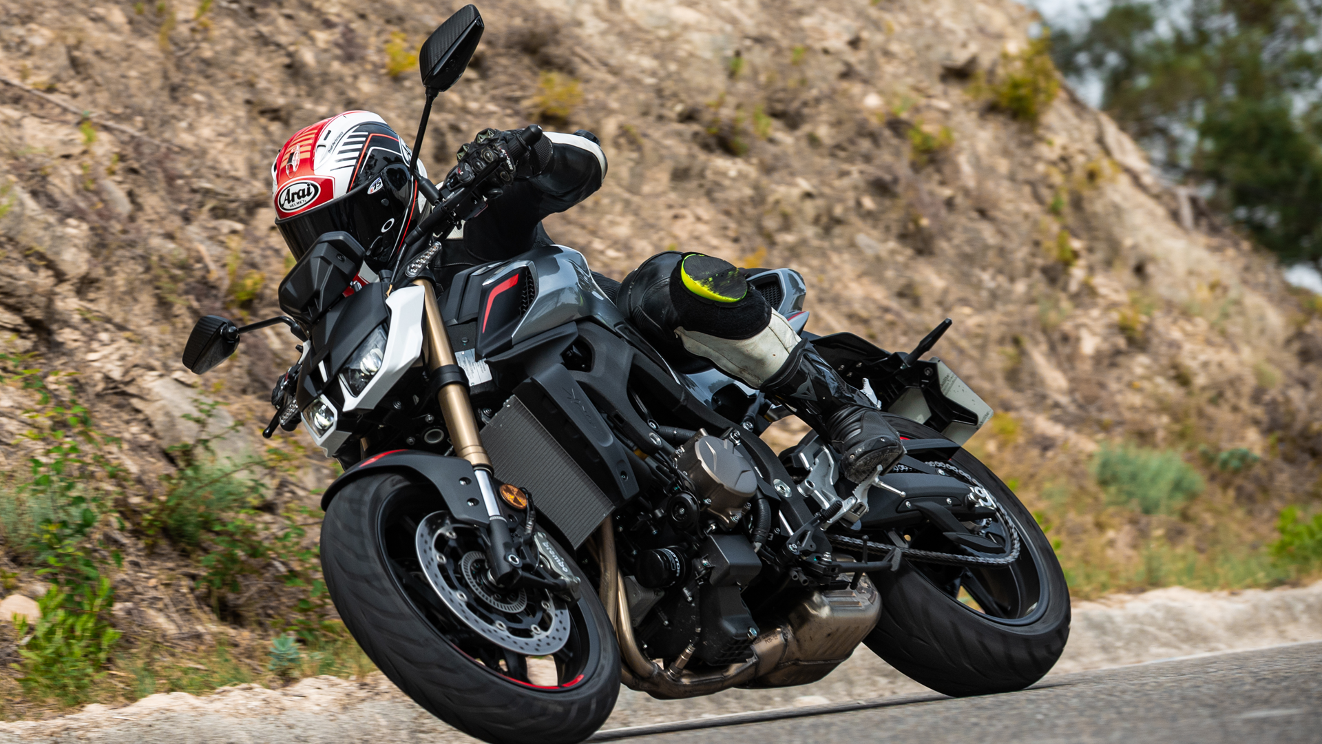 QJMotor SRK800 2026 Accion (21)
