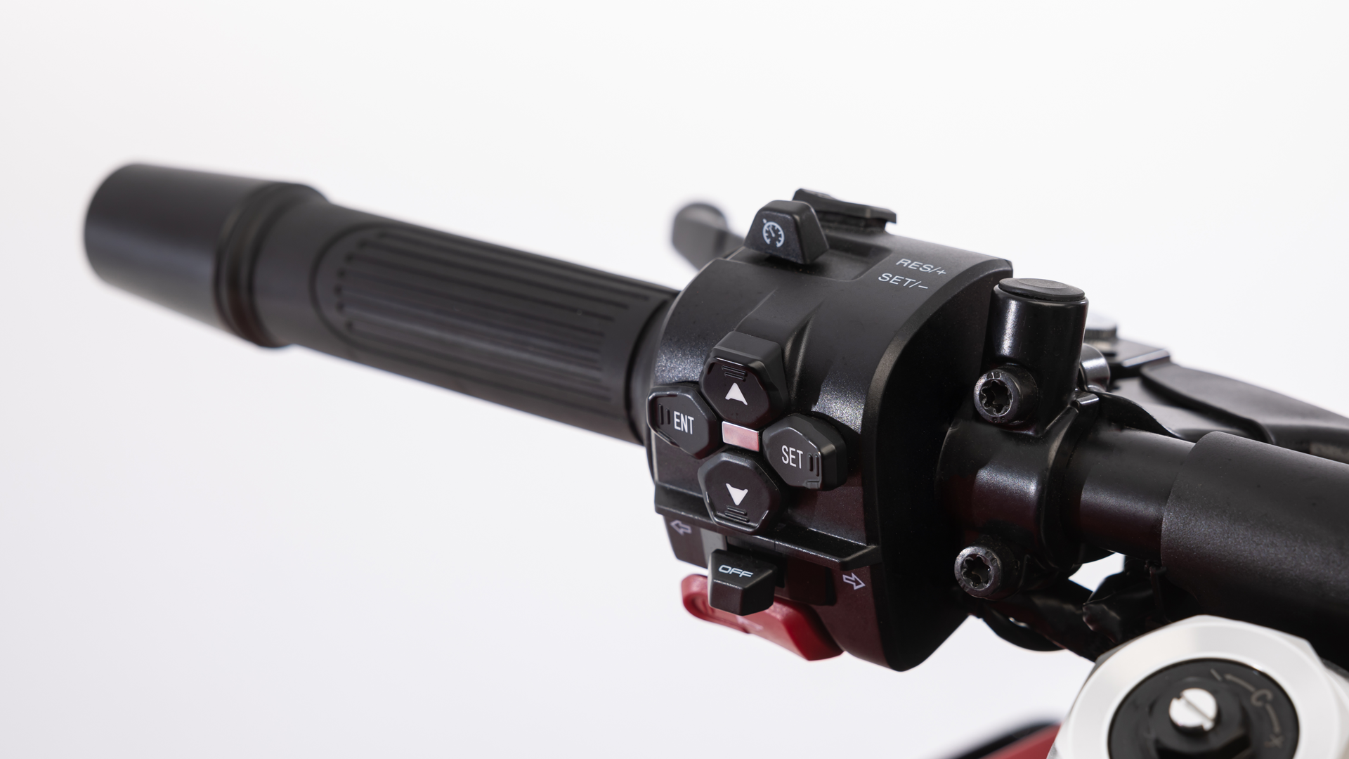 QJMotor SRK 800RR 2026 Detalles (12)