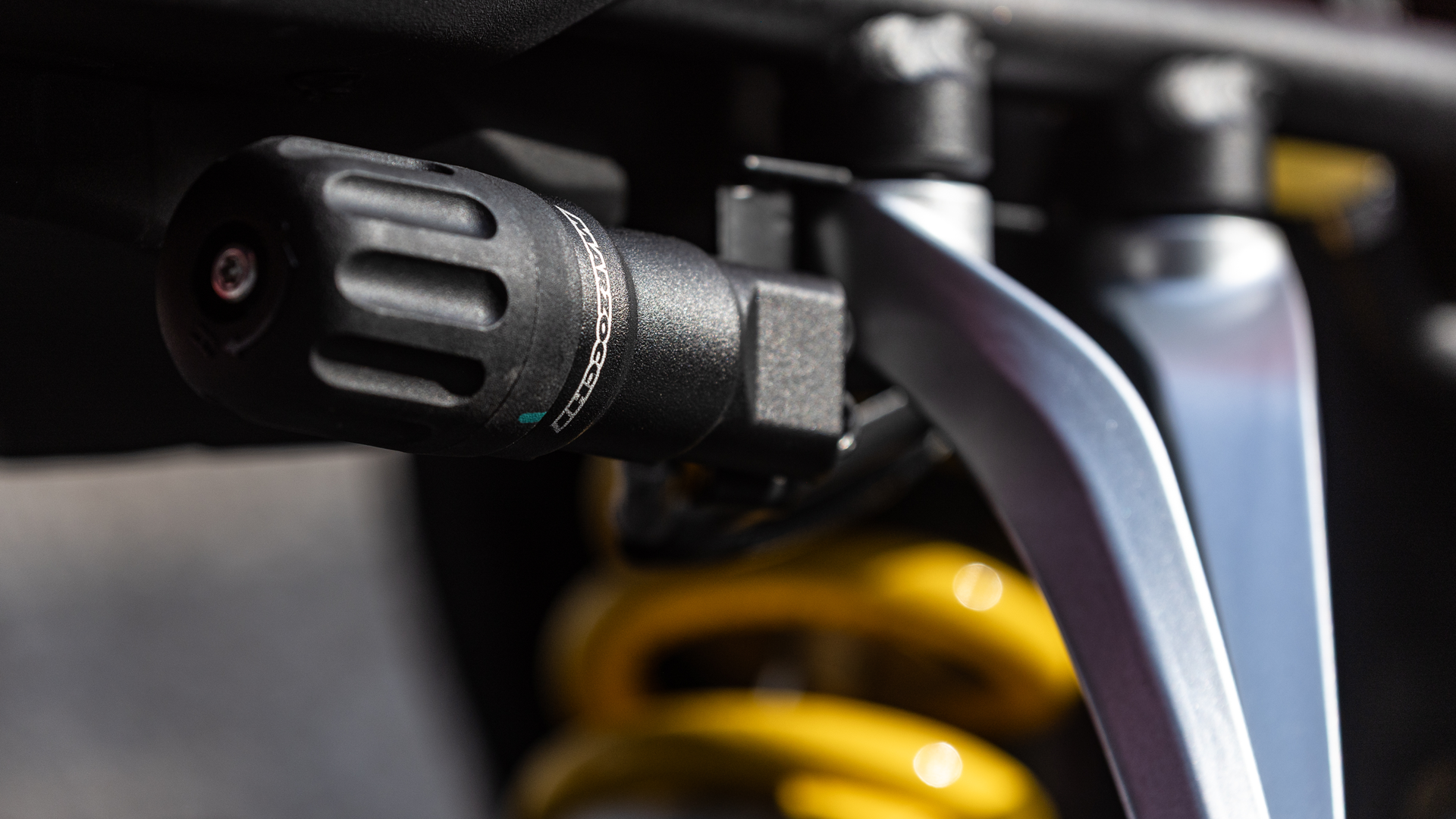 QJMotor SRK 800RR 2026 Detalles (36)
