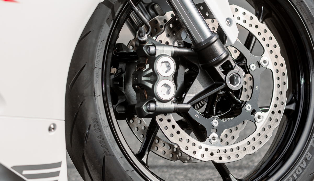 Kove 450RR 2026 Detalles (15)