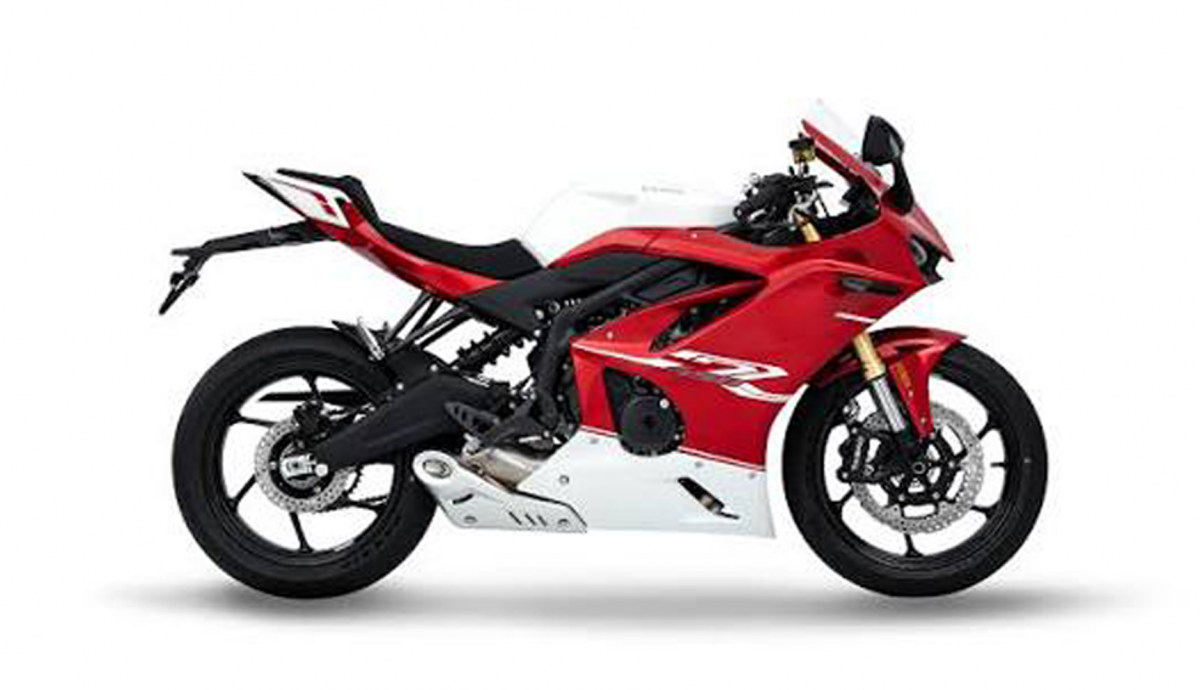 Kove 450RR Estudio