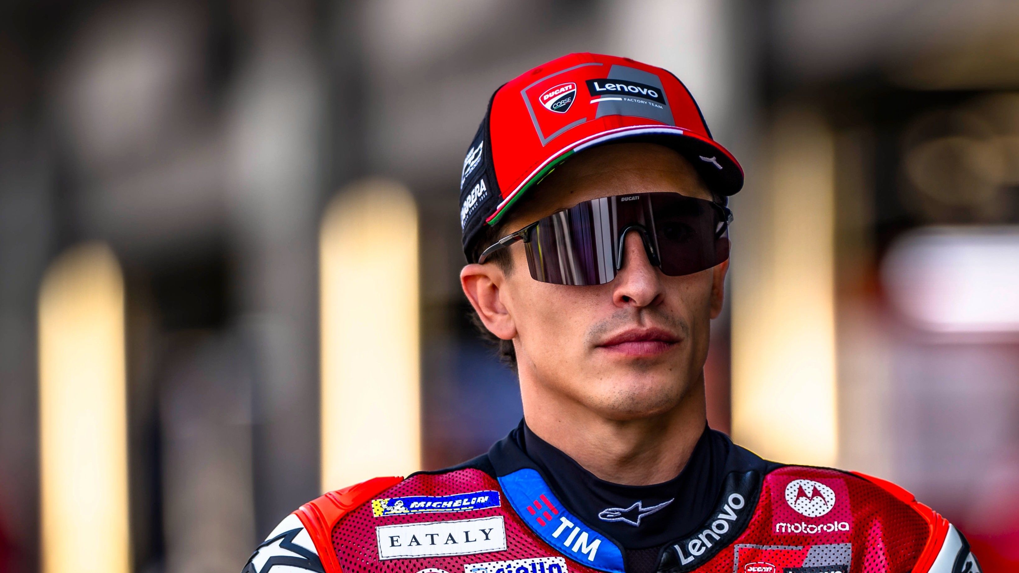 Marc Márquez de camino a la parrilla de MotoGP