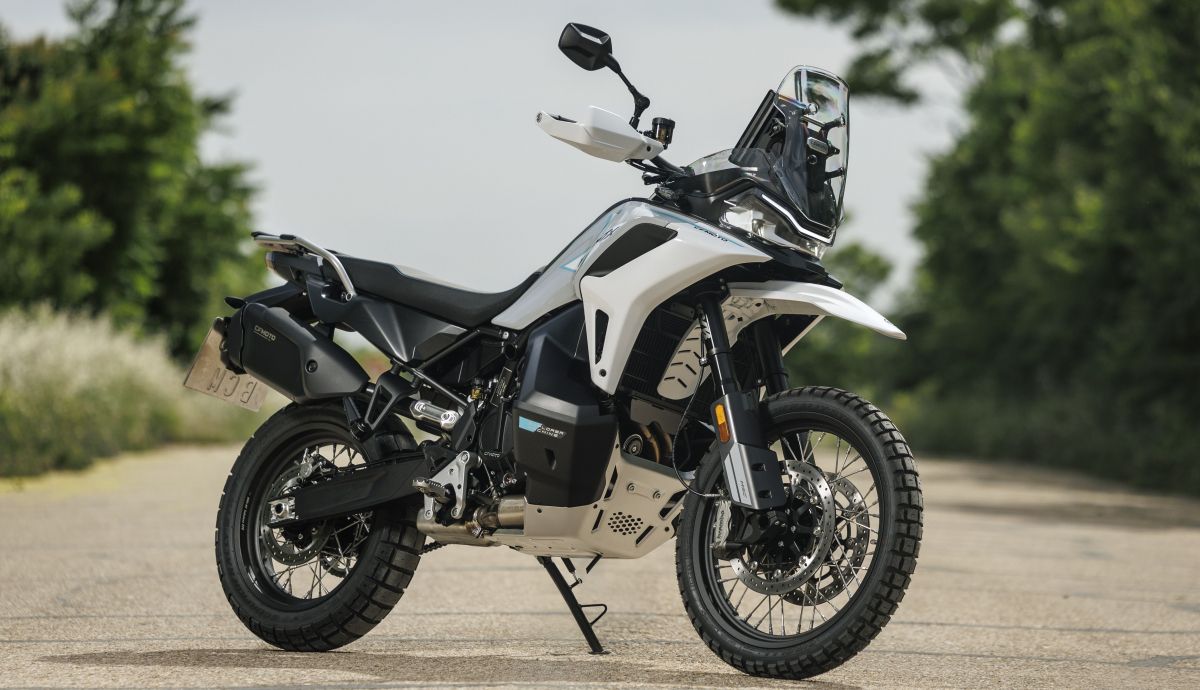 CF MOTO 1000 MT X044