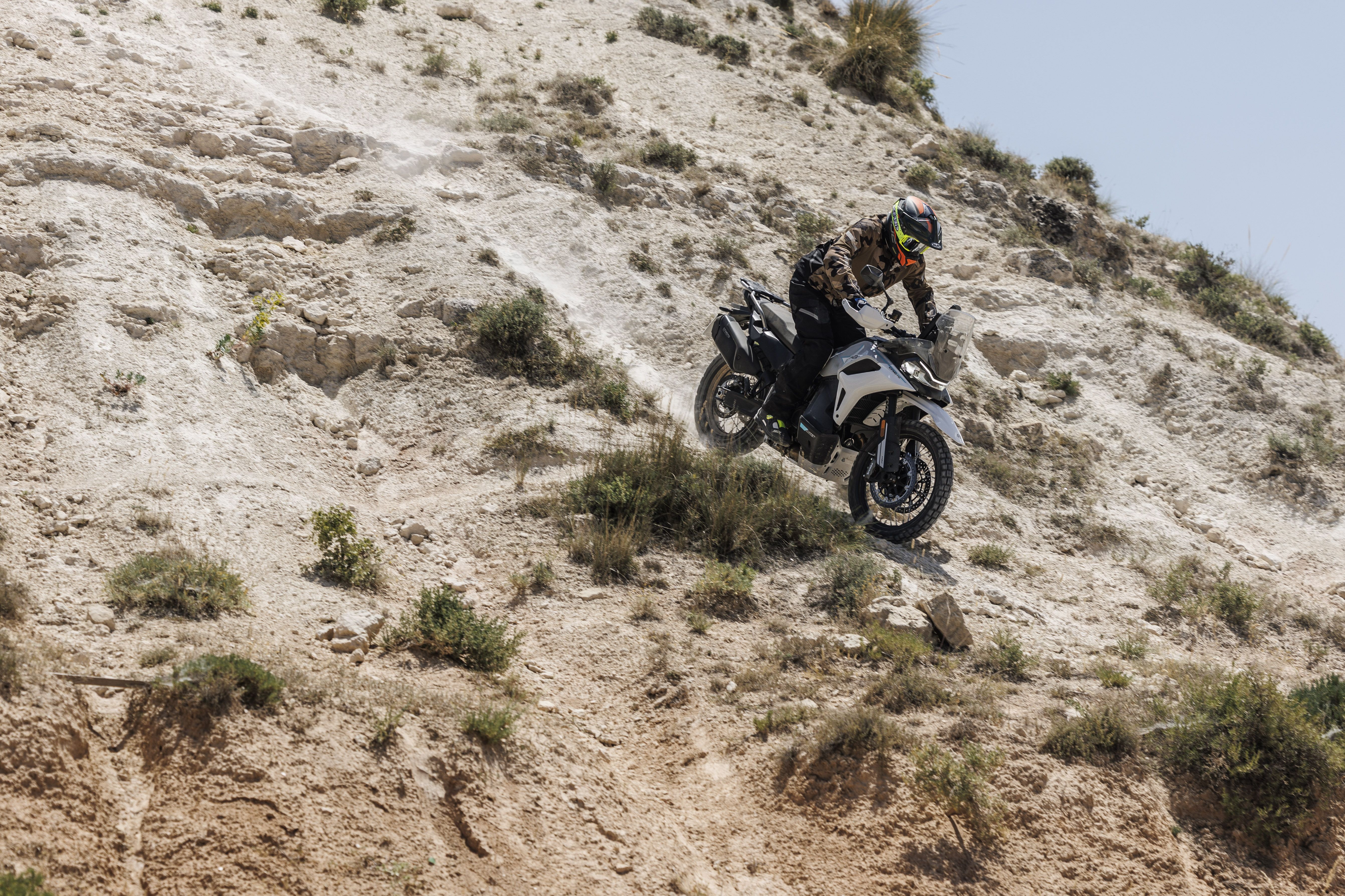 Fotos CFMoto 1000 MT-X