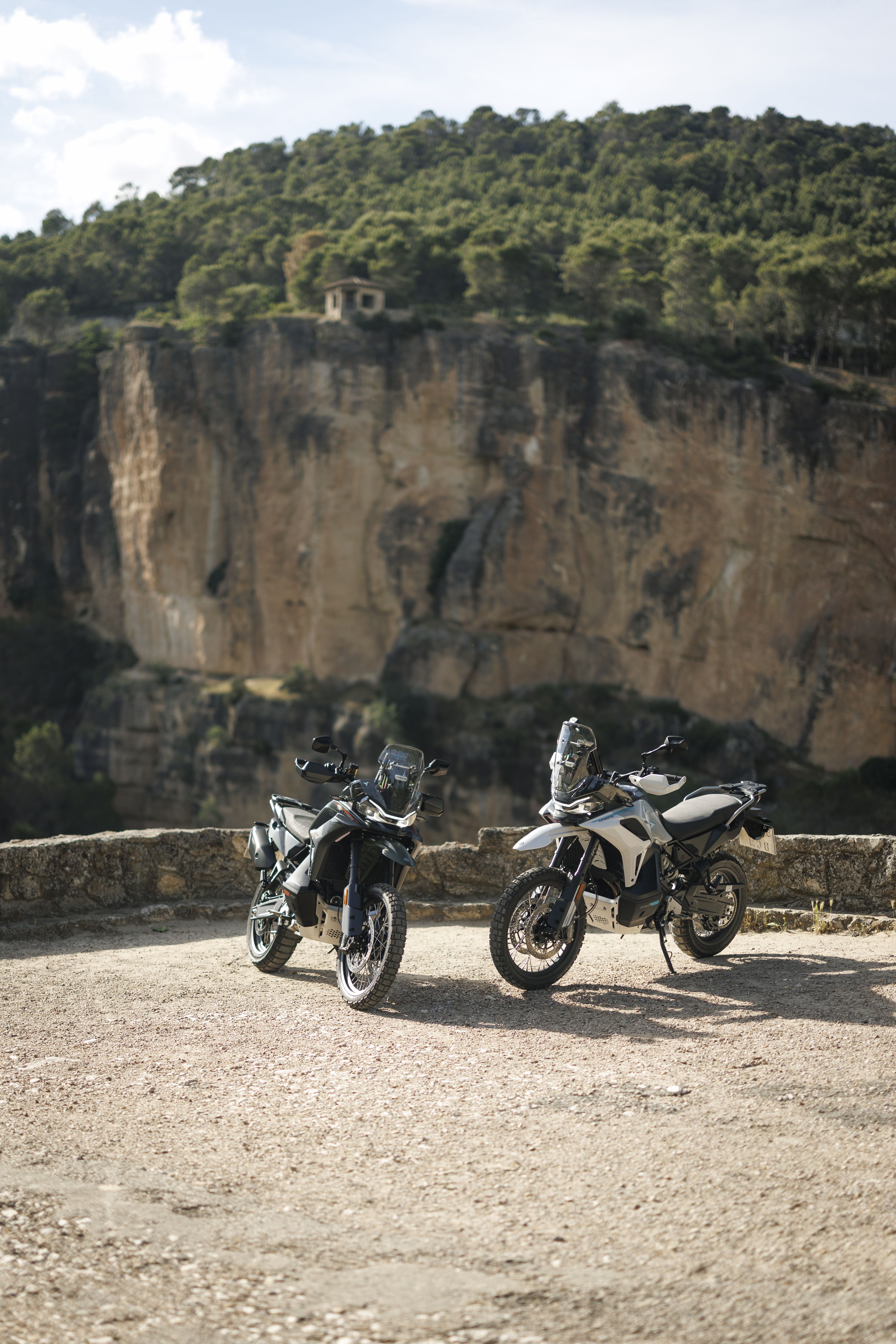 Fotos CFMoto 1000 MT-X