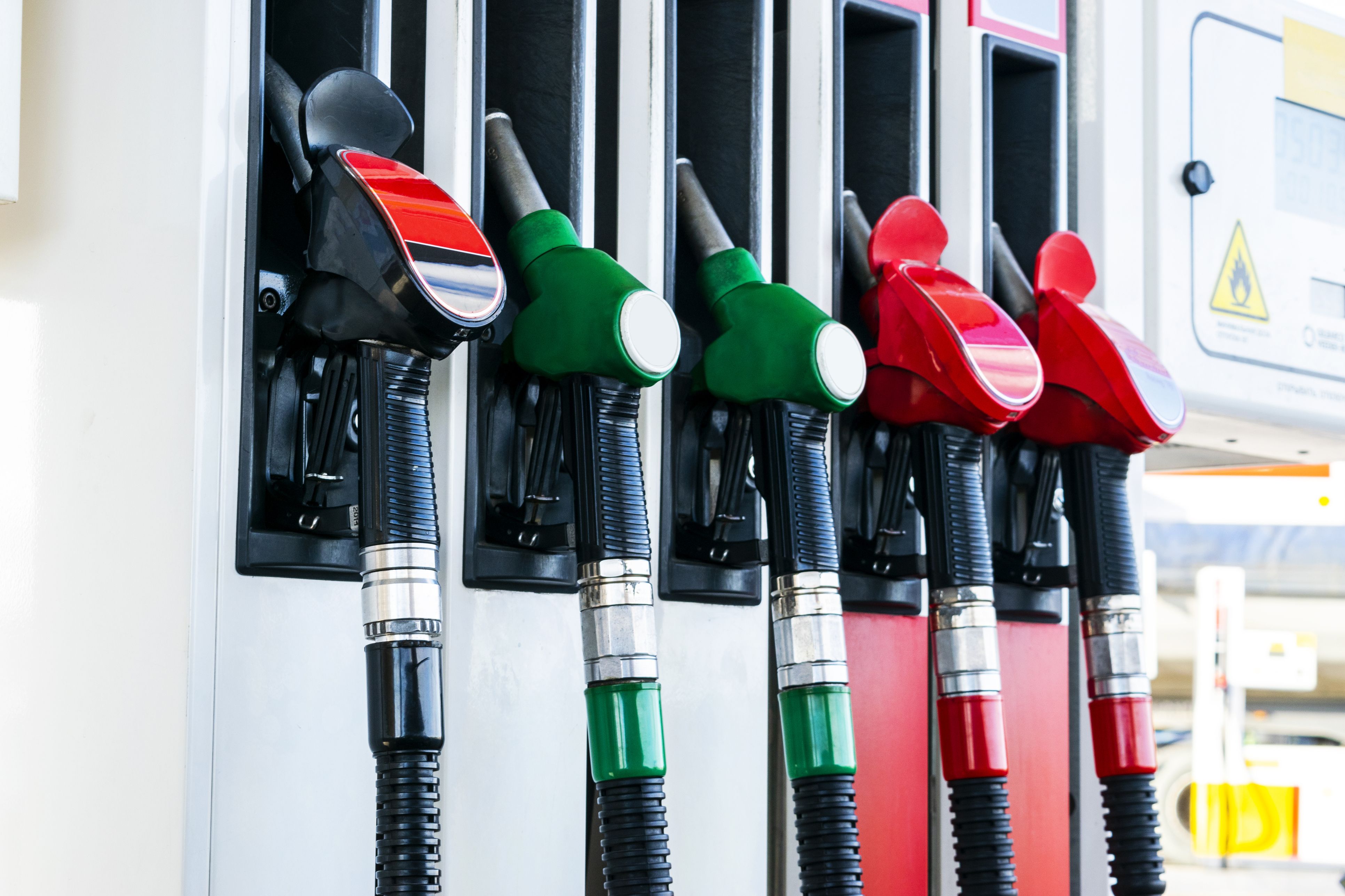 ¿Qué pasará con el precio del combustible en septiembre? Esta es la previsión (Foto: iStock)