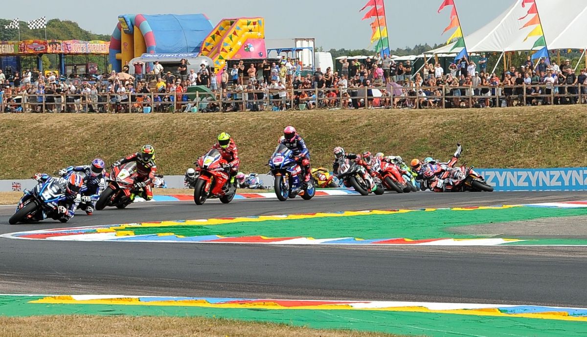 El momento en el que Scott Redding se va por los suelos