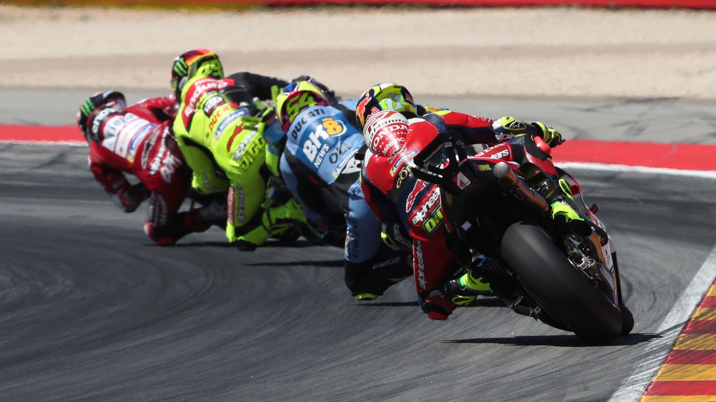 Pecco Bagnaia seguido por Fabio Di Giannantonio, Fermín Aldeguer y Diogo Moreira, MotoGP Aragón 2026