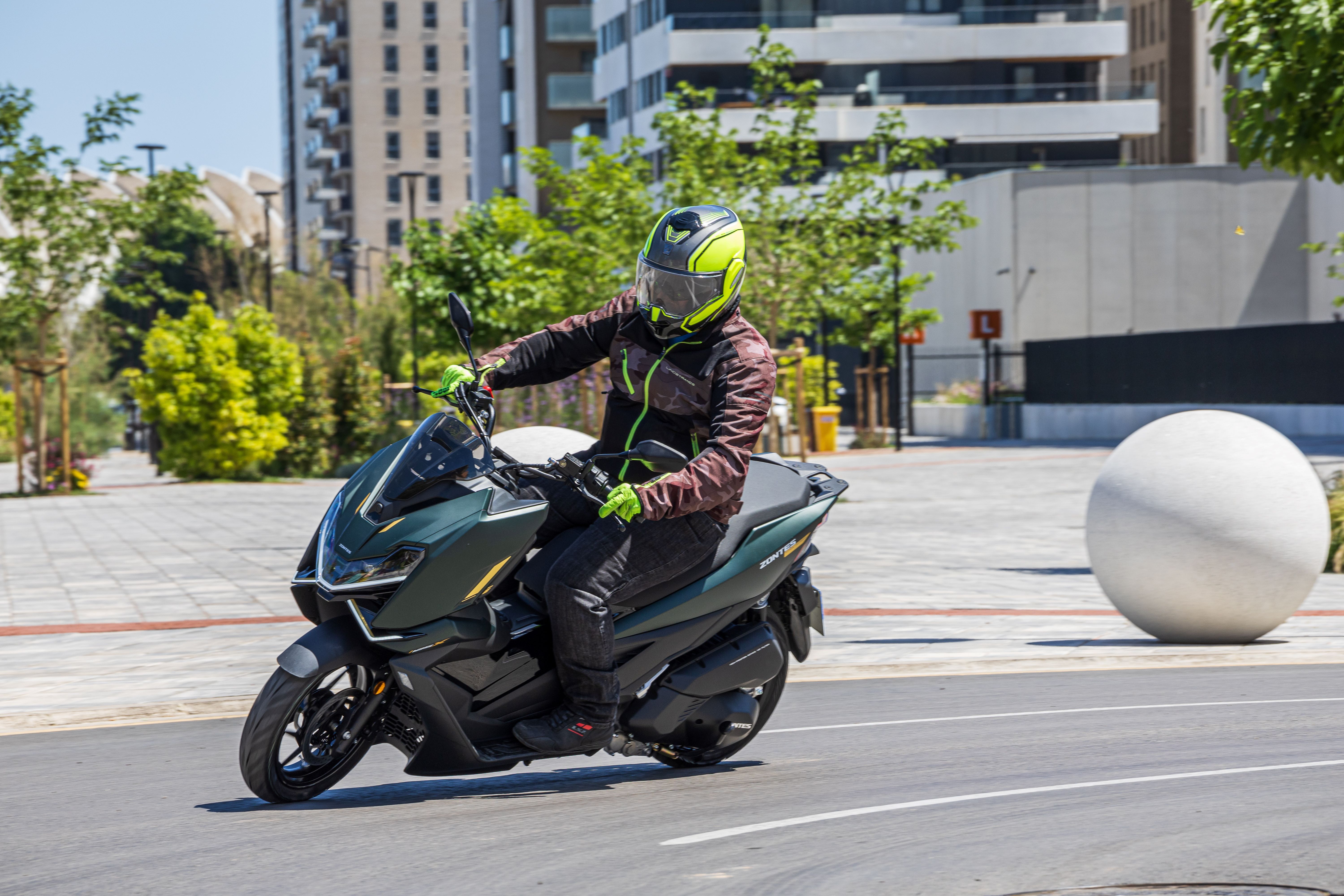 La Zontes X 125 vuelve a ser en agosto la moto más vendida en España.