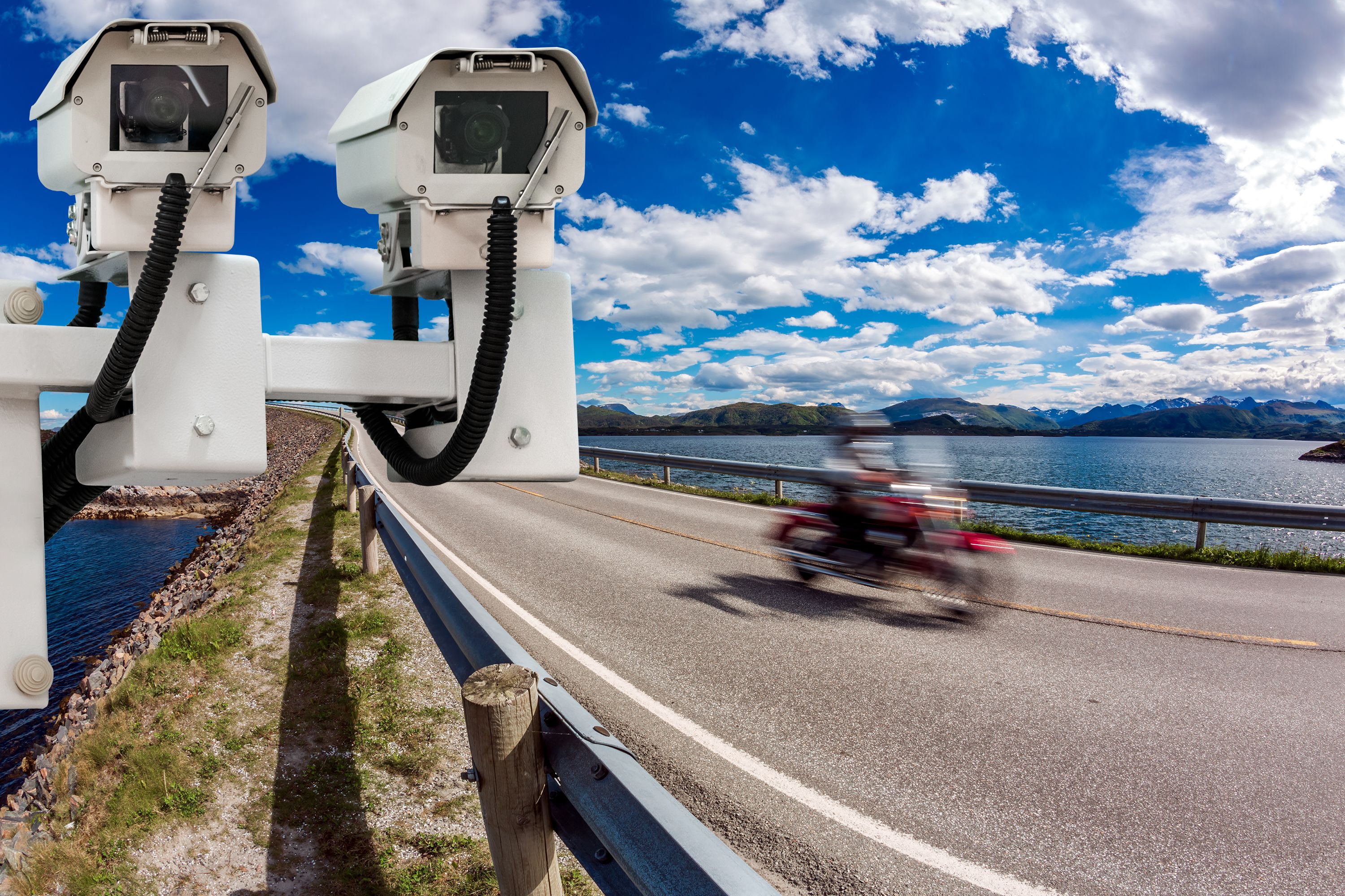 La DGT amplía sus radares más difíciles de detectar: ya tiene 130 Veloláser y prepara más (Foto: iStock)