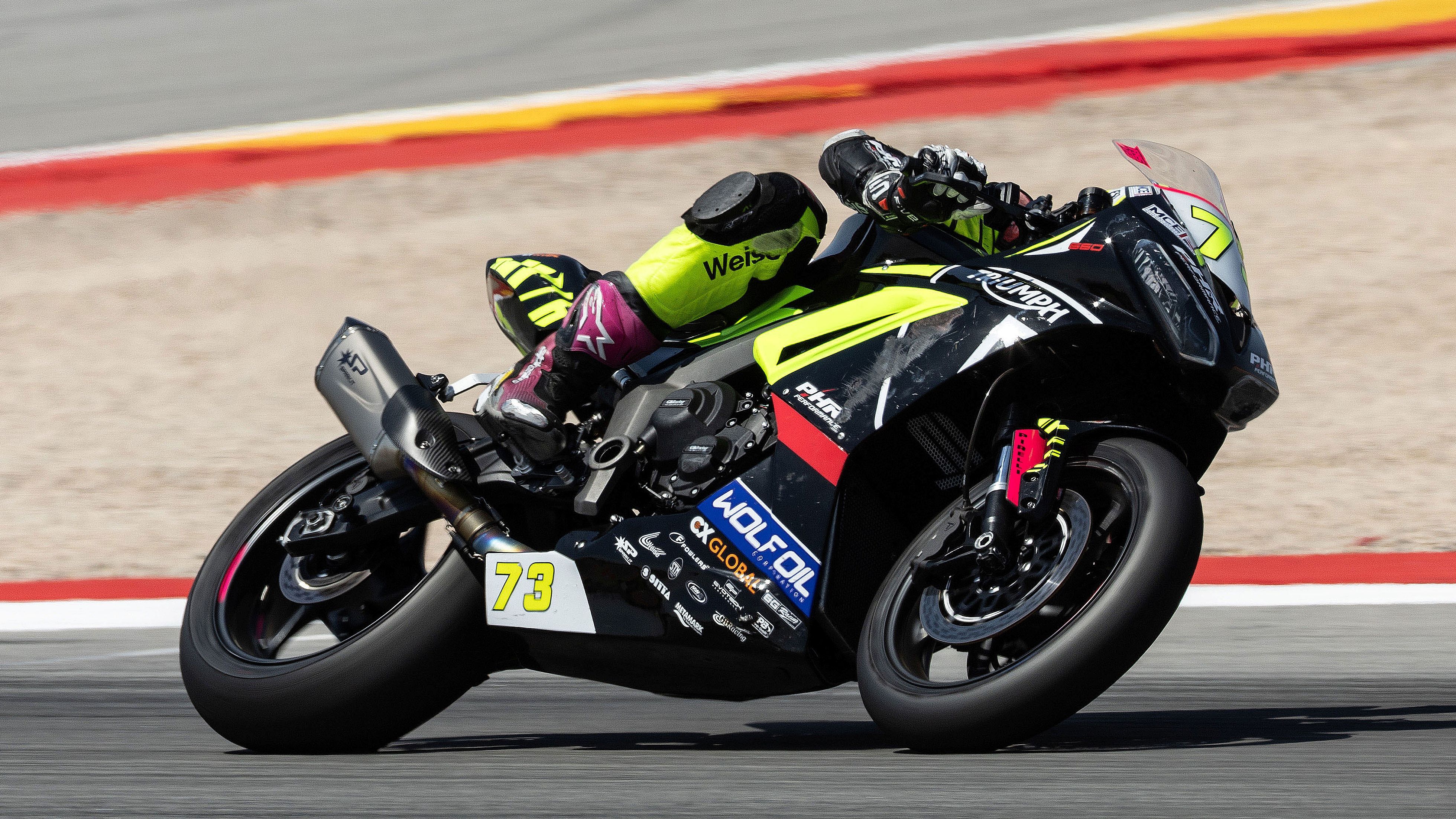 Fenton Seabright ha ganado su primera carrera en Sportbike
