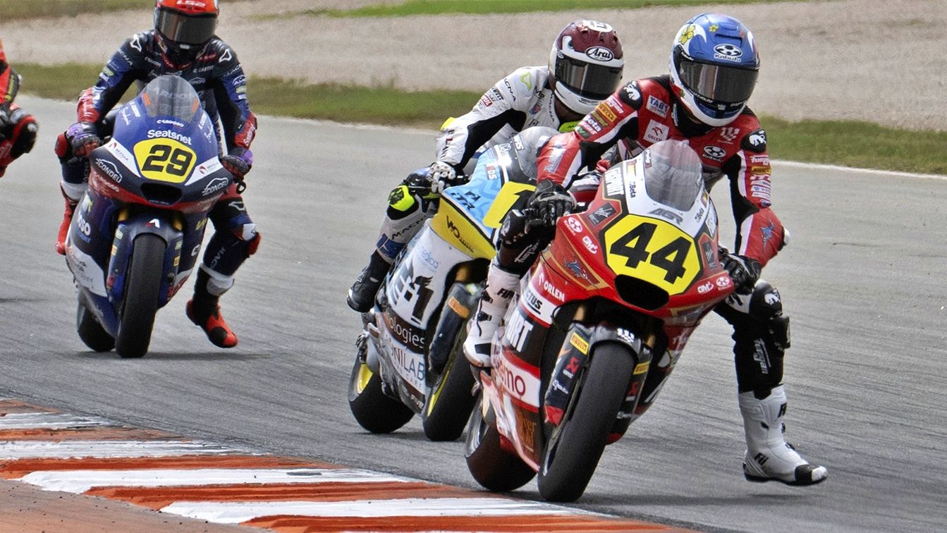 Milan Pawelec enlaza cuatro victorias consecutivas en el Europeo de Moto2